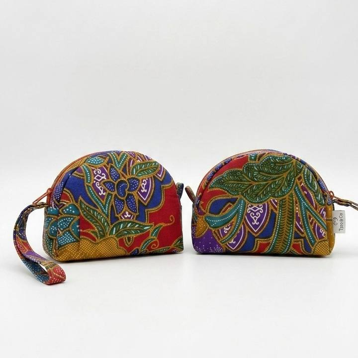 T020 - Batik Pouch 
