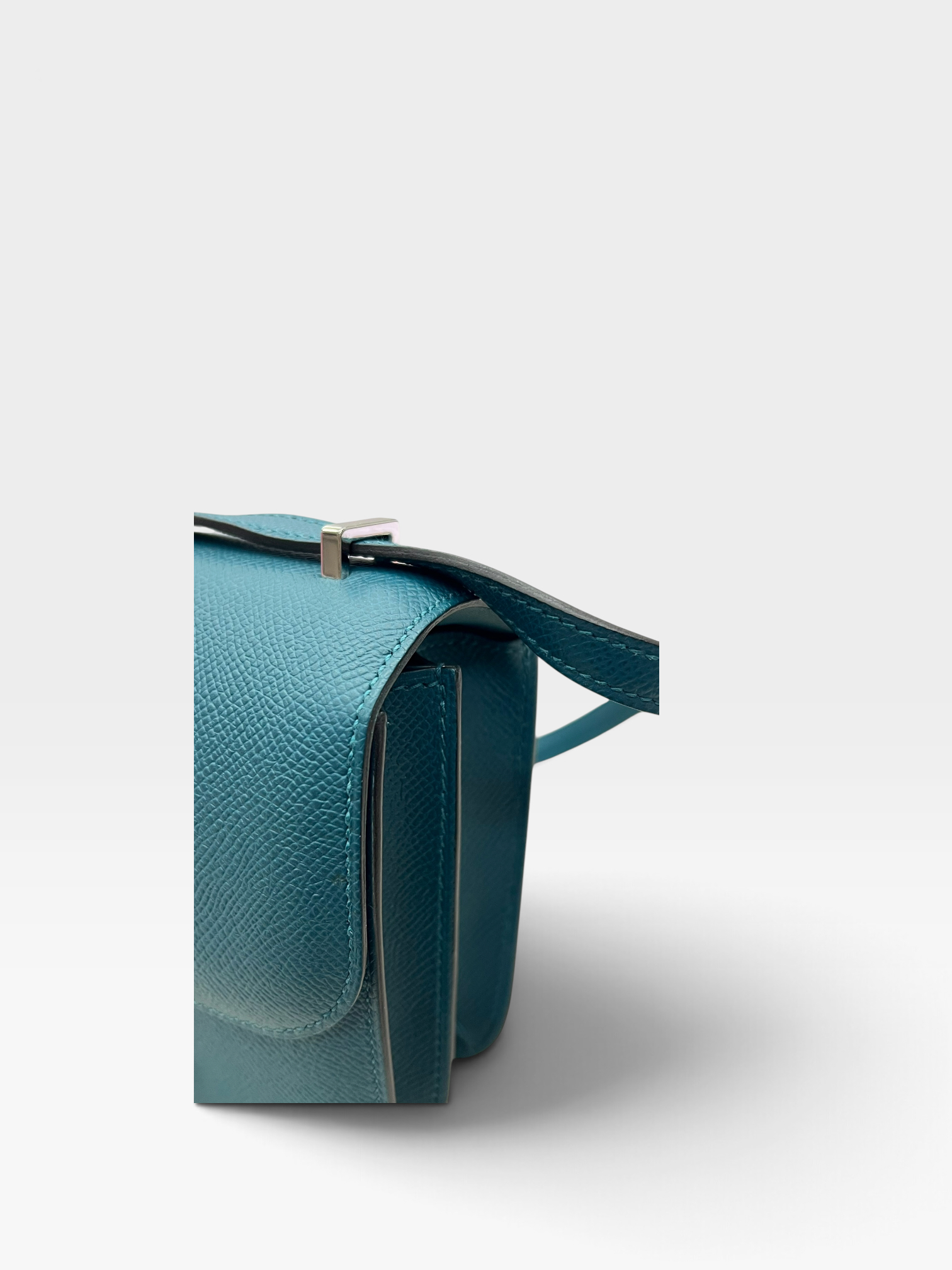 Pre-Owned HERMÉS Mini Constance Stamp Y / Product Code: 092404
