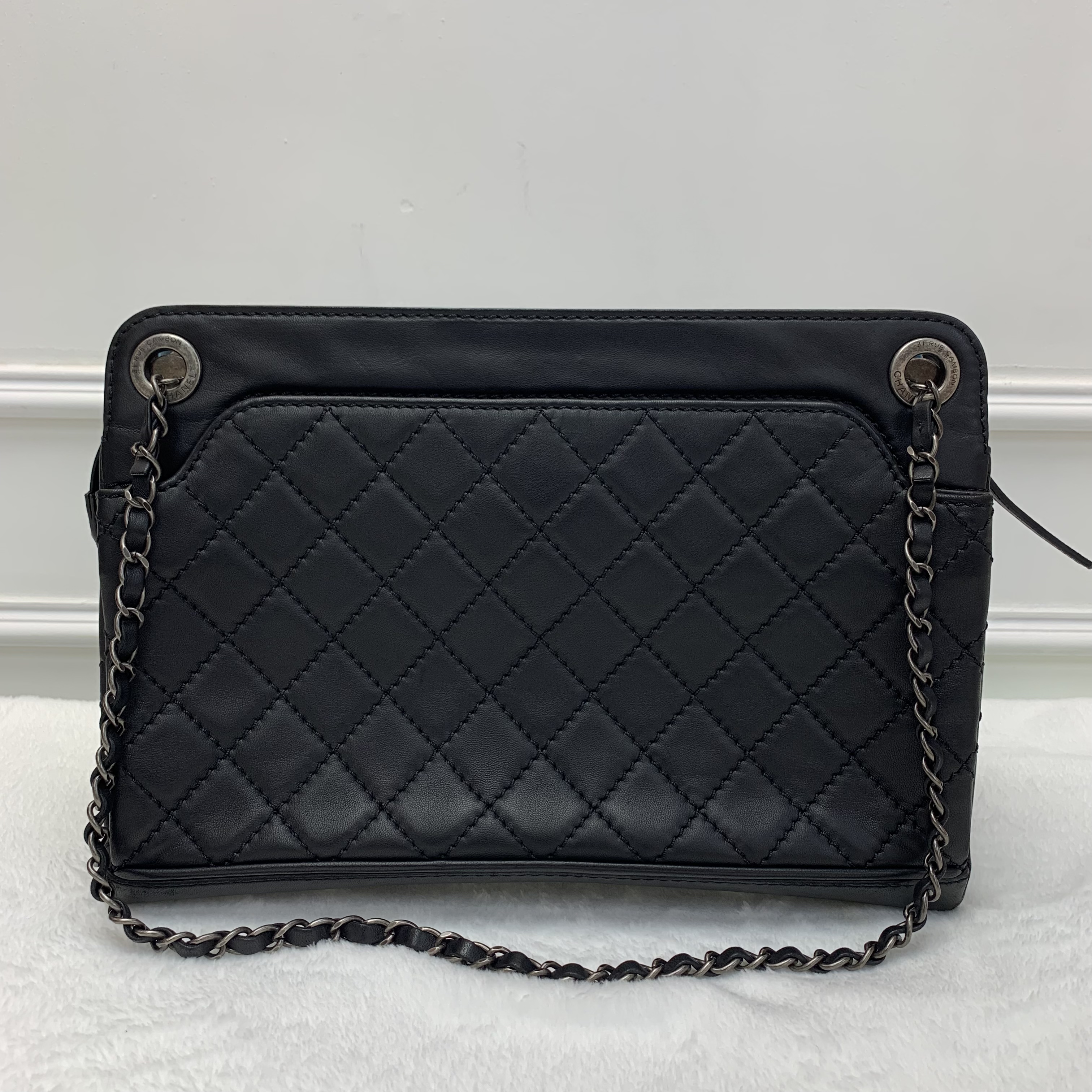 中古包🖤Chanel黑色小羊皮金屬鎖鏈肩背袋