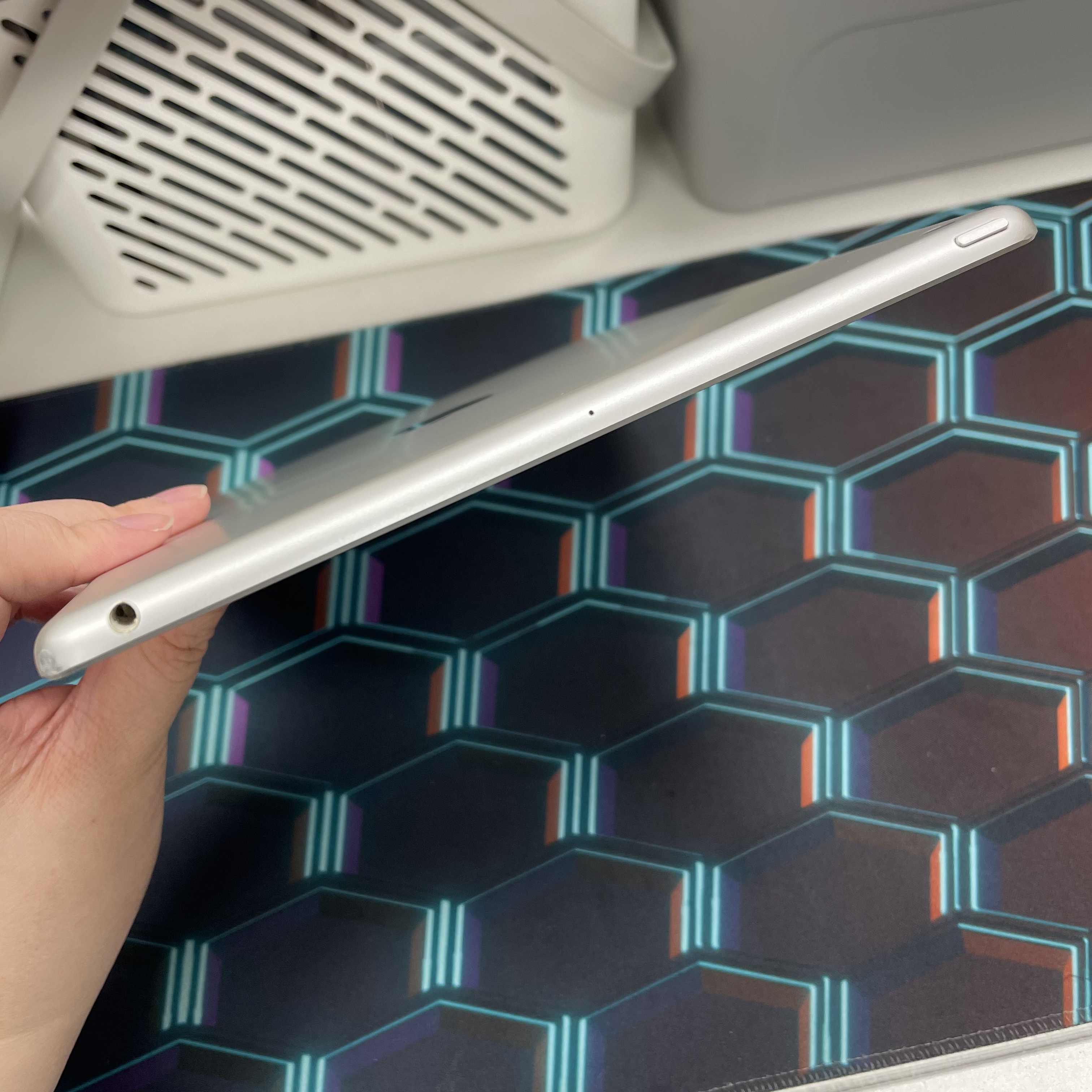 *575081 iPad 9 靚機 64GB 銀色 sliver