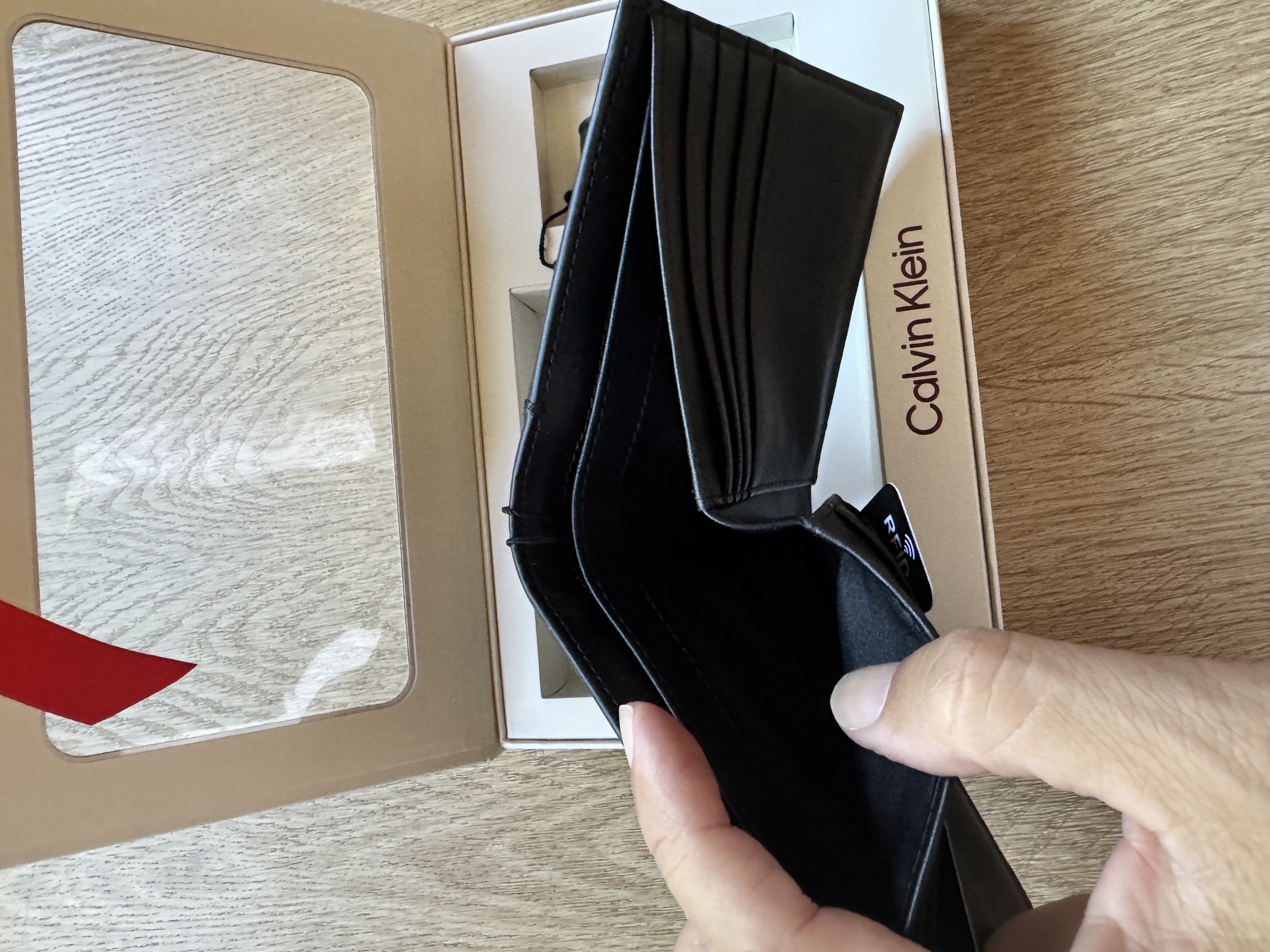 Calvin Klein銀包套裝 (香港現貨）