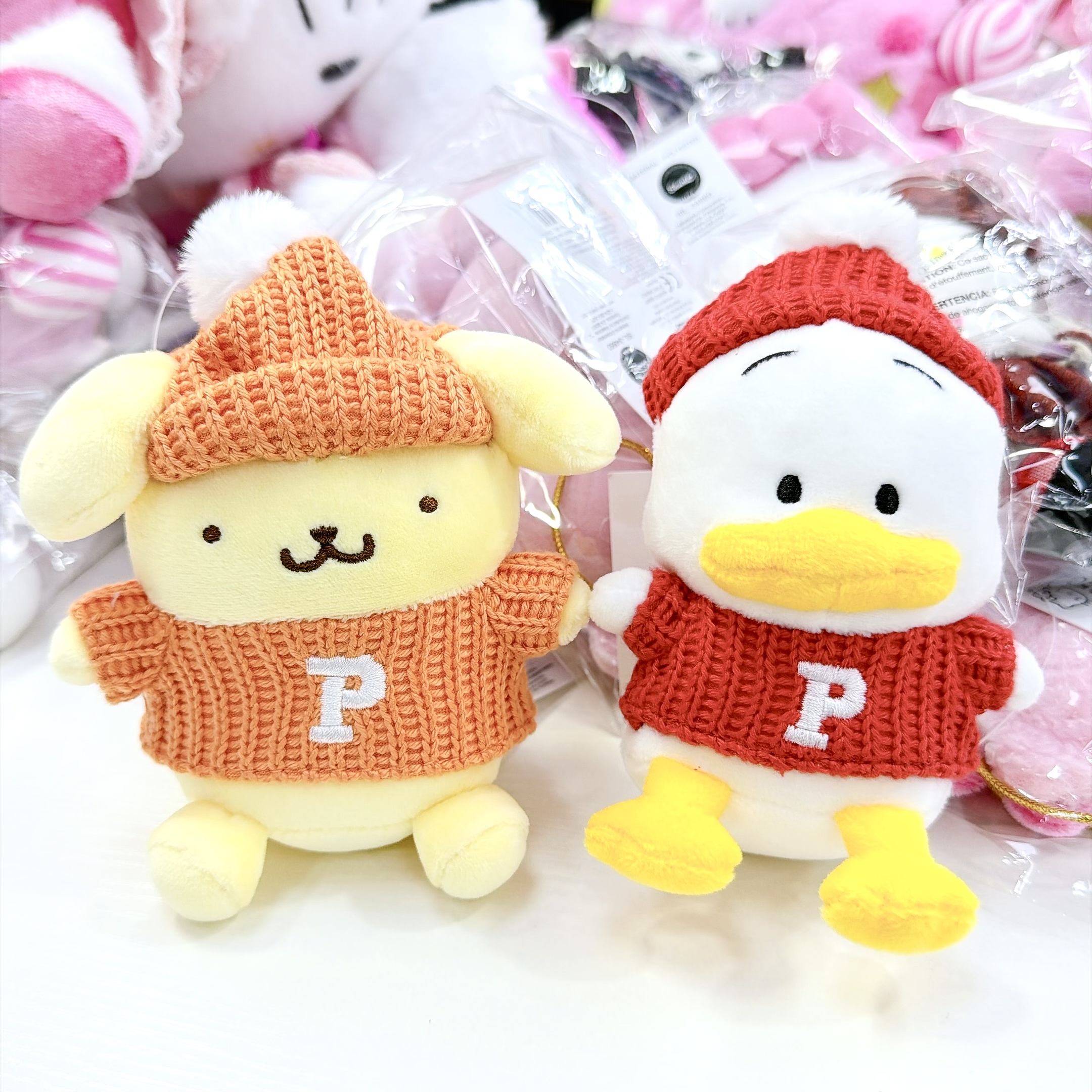 原裝行貨布甸狗A P鴨冬日公仔掛飾