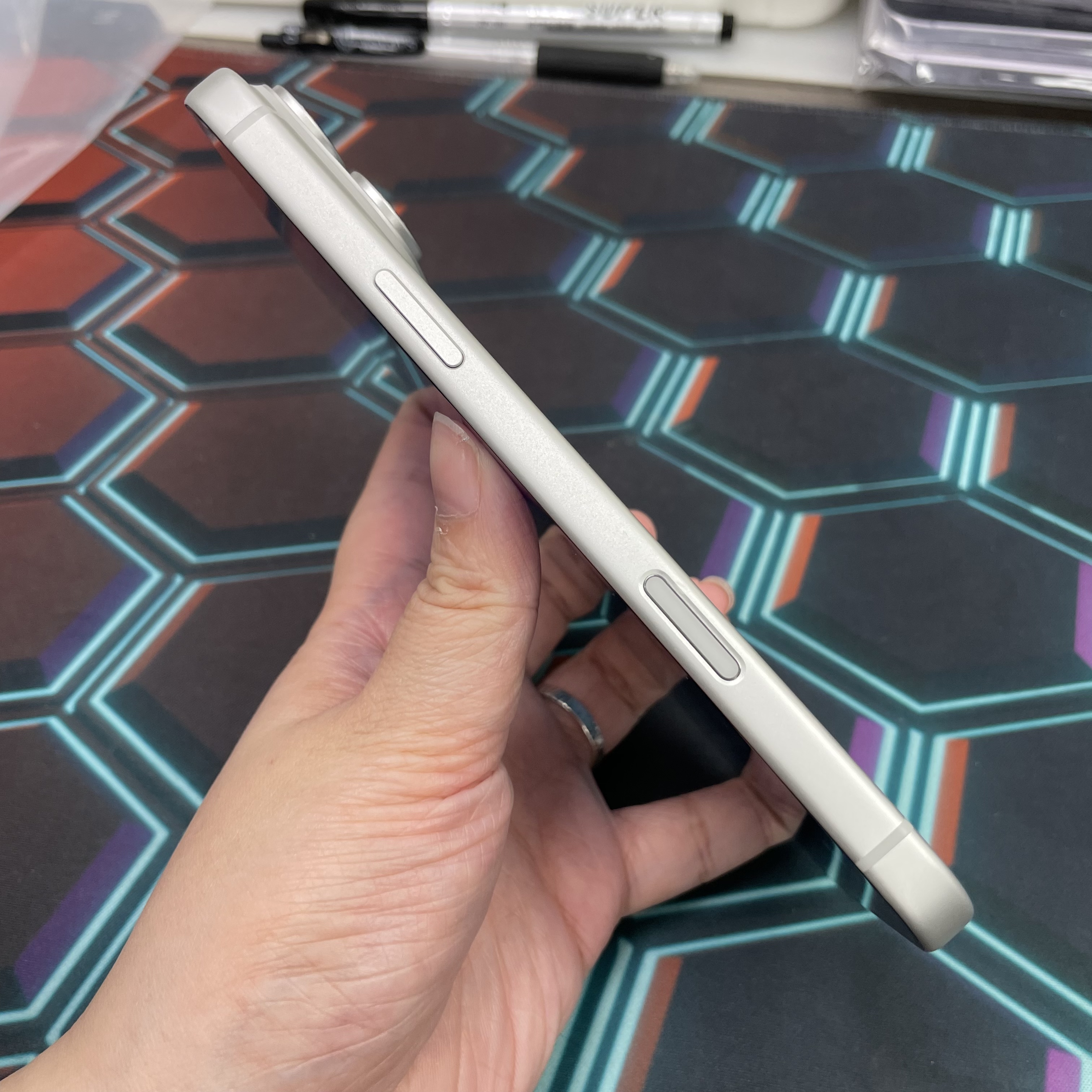 *8165 17 pro max 勁靚機 1TB 電100 銀色 sliver