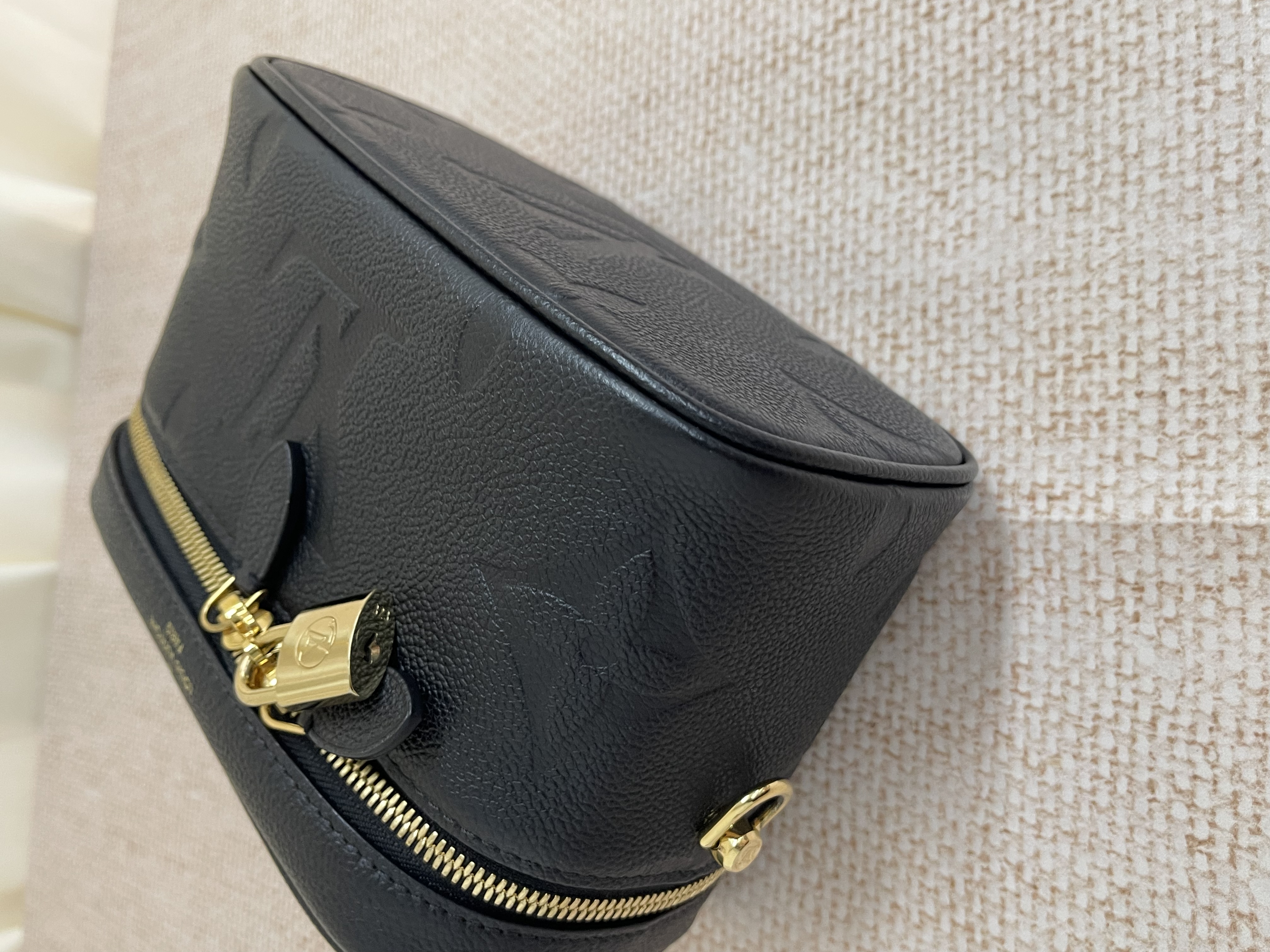 Pre-owned Louis Vuitton Monogram Empreinte Vanity Caae/ Product Code: 26053004