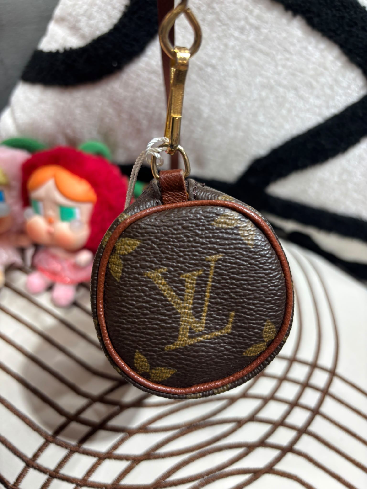 Louis Vuitton LV mini papillon bag monogram 100%Authentic, 98%New