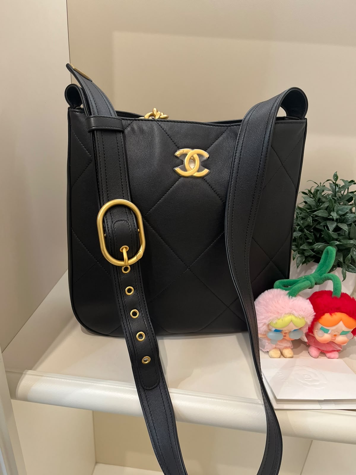 Chanel easy mood Hobo Bag AS2844 bucket bag,100%Authentic, 98%New ✅香港專門店收據✅晶片✅Dust bag✅Box