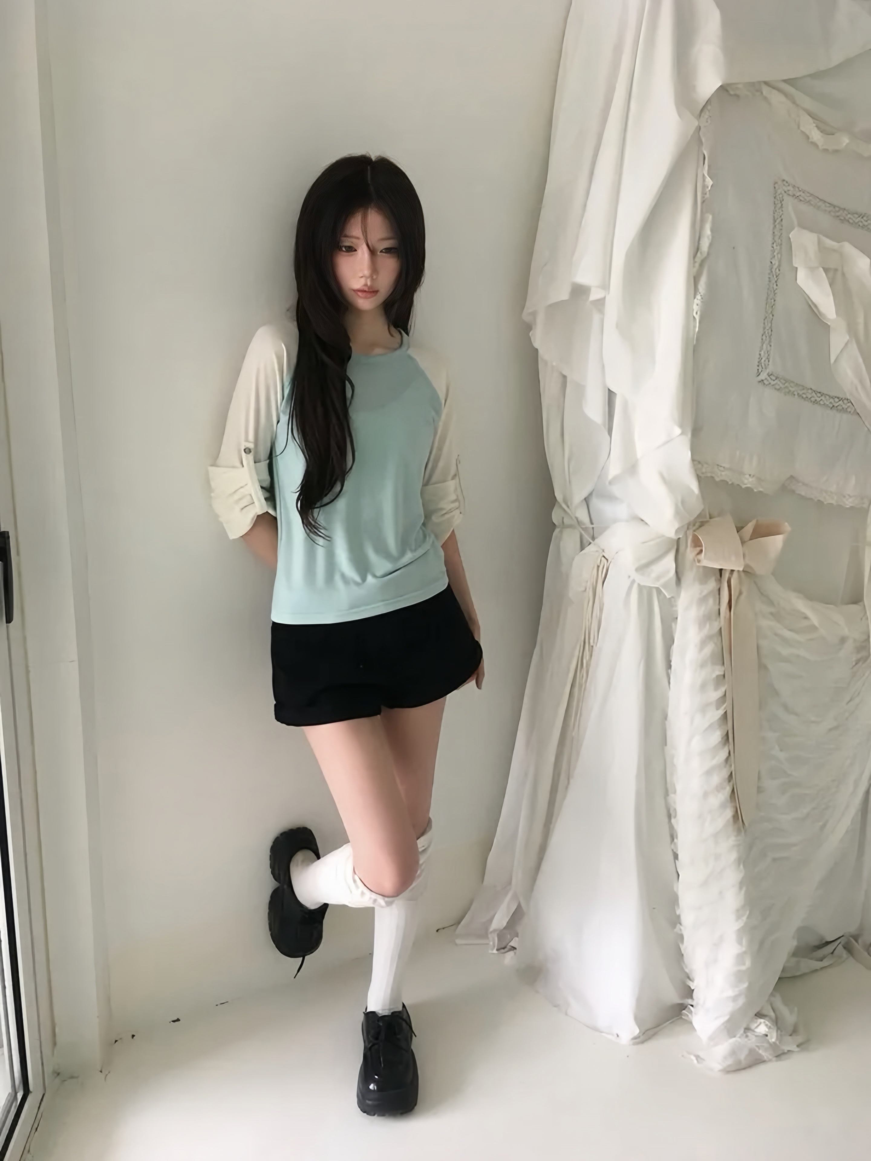 Roll-up Raglan Contrast Top