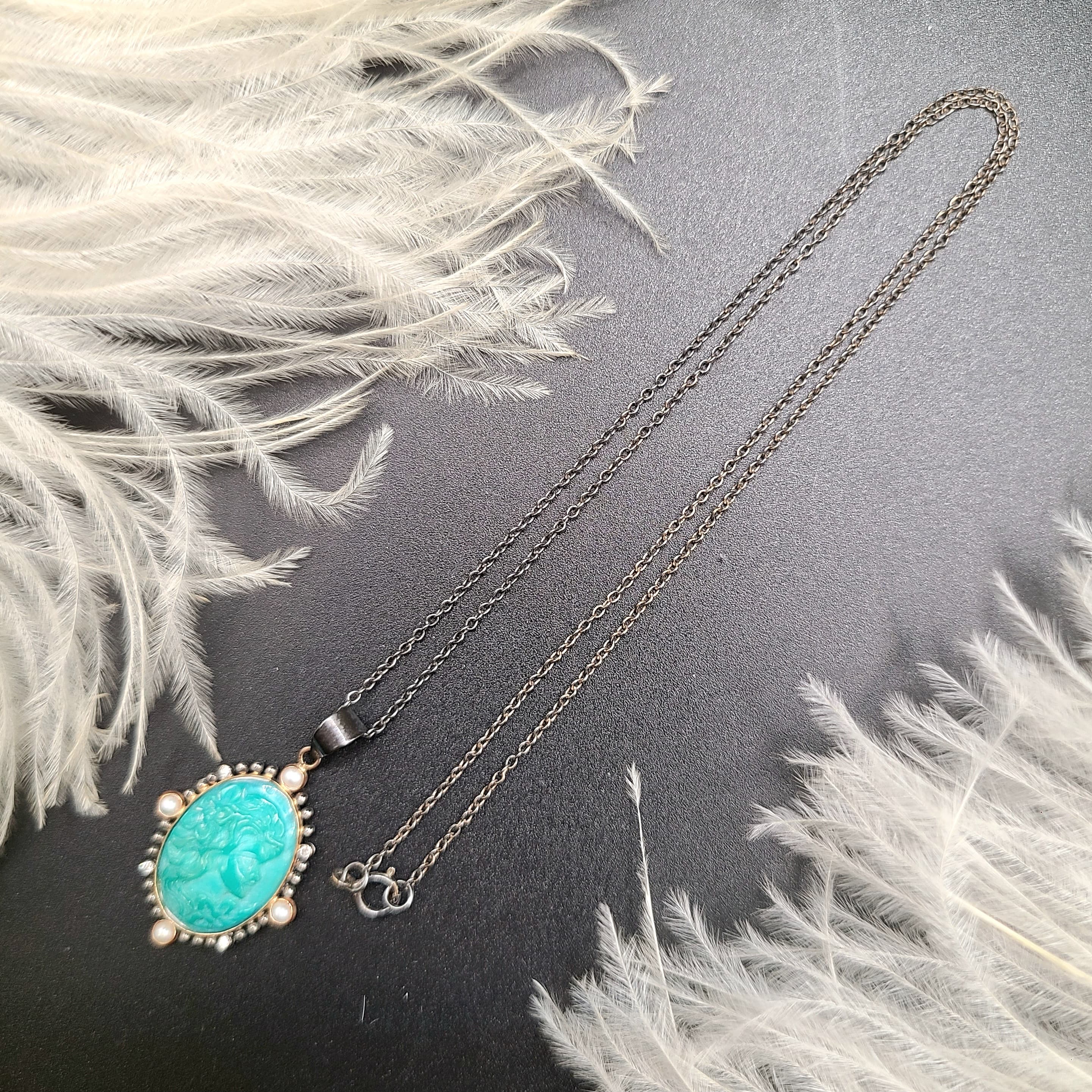 70年代綠松石浮雕鑽石珍珠9k金吊嘴配純銀頸鍊