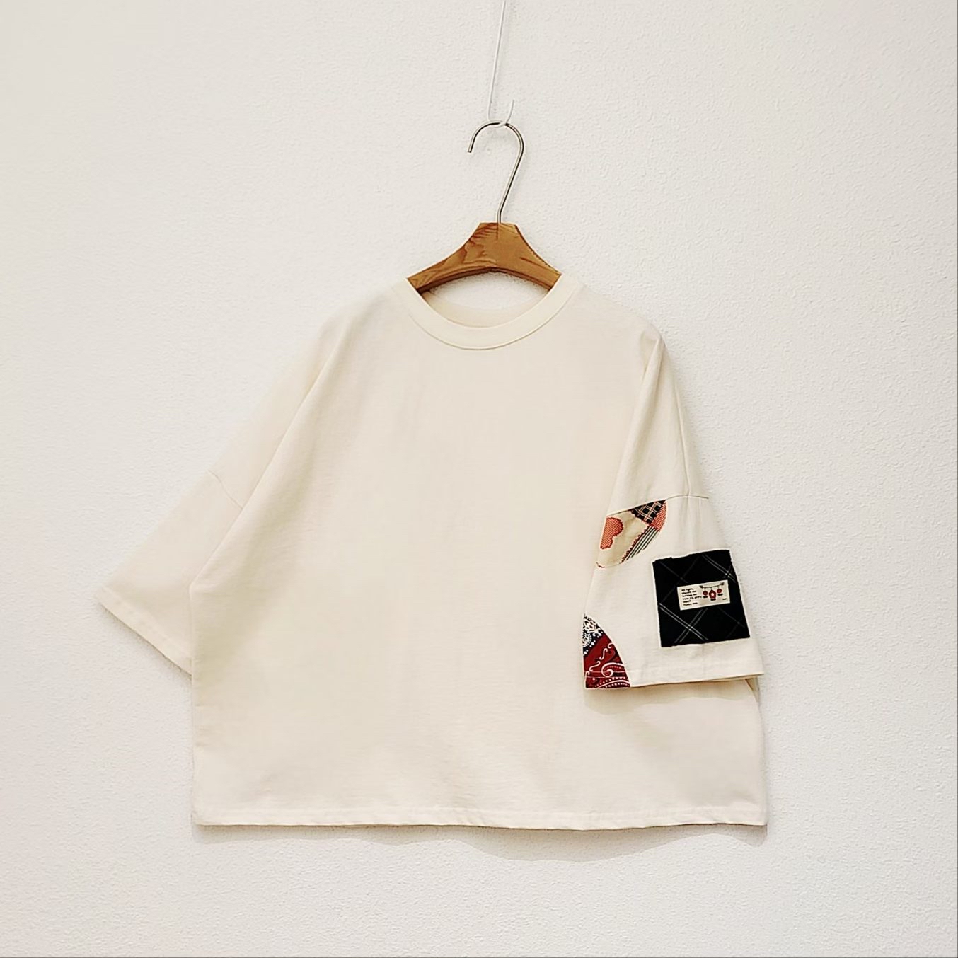 GU TR colorful fabric patch top 