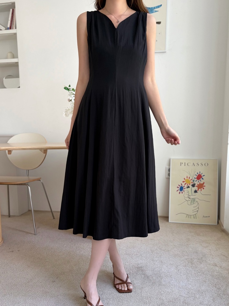Daphne Flare Dress (Black)