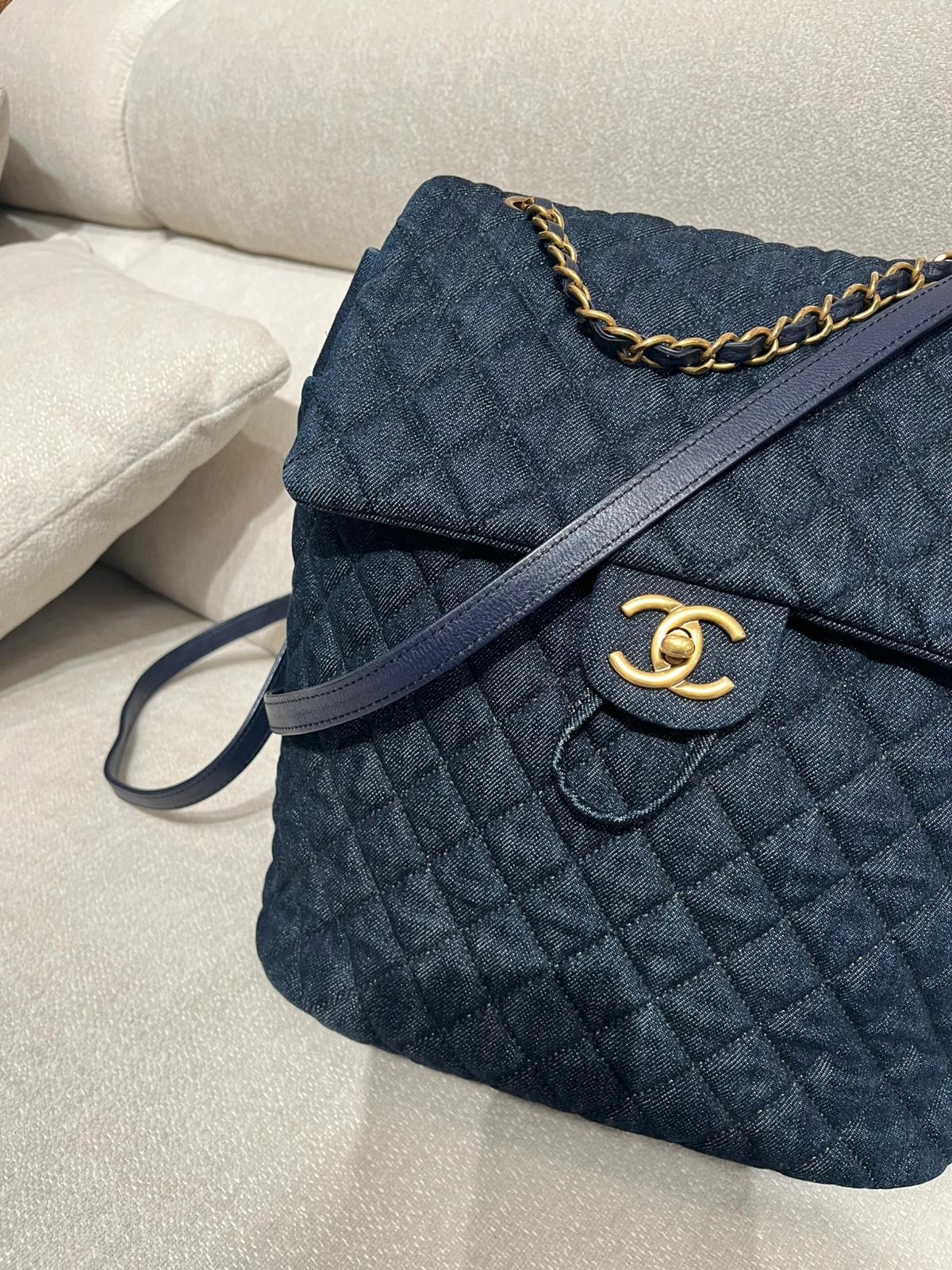 Chanel Classic Backpack Denim 100%Authentic, 95%New ✅貼✅Dust bag