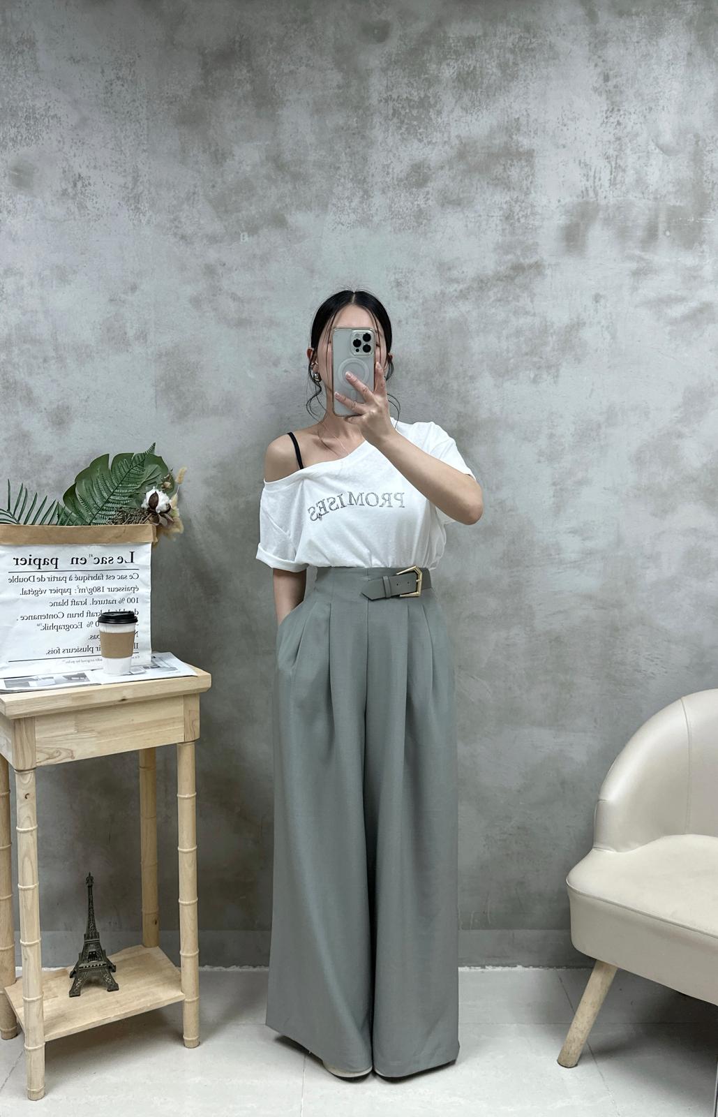 N04 單邊露膊Top
