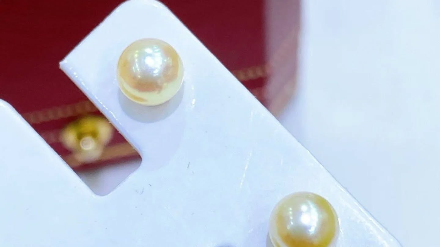 6.5-7mm日本Akoya無調色羽皇金海水珍珠 