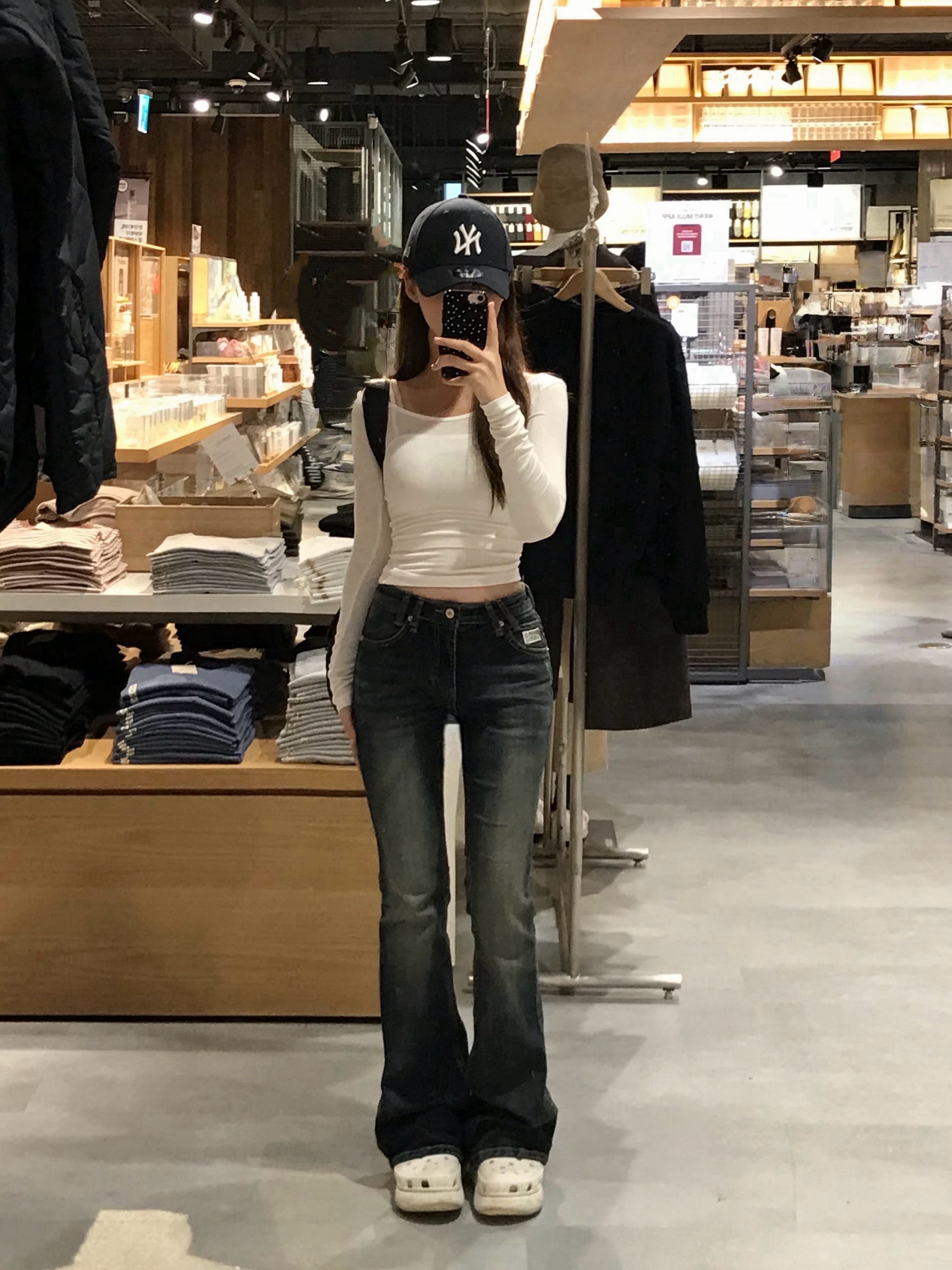Vintage Washed Low-Rise Flare Jeans
