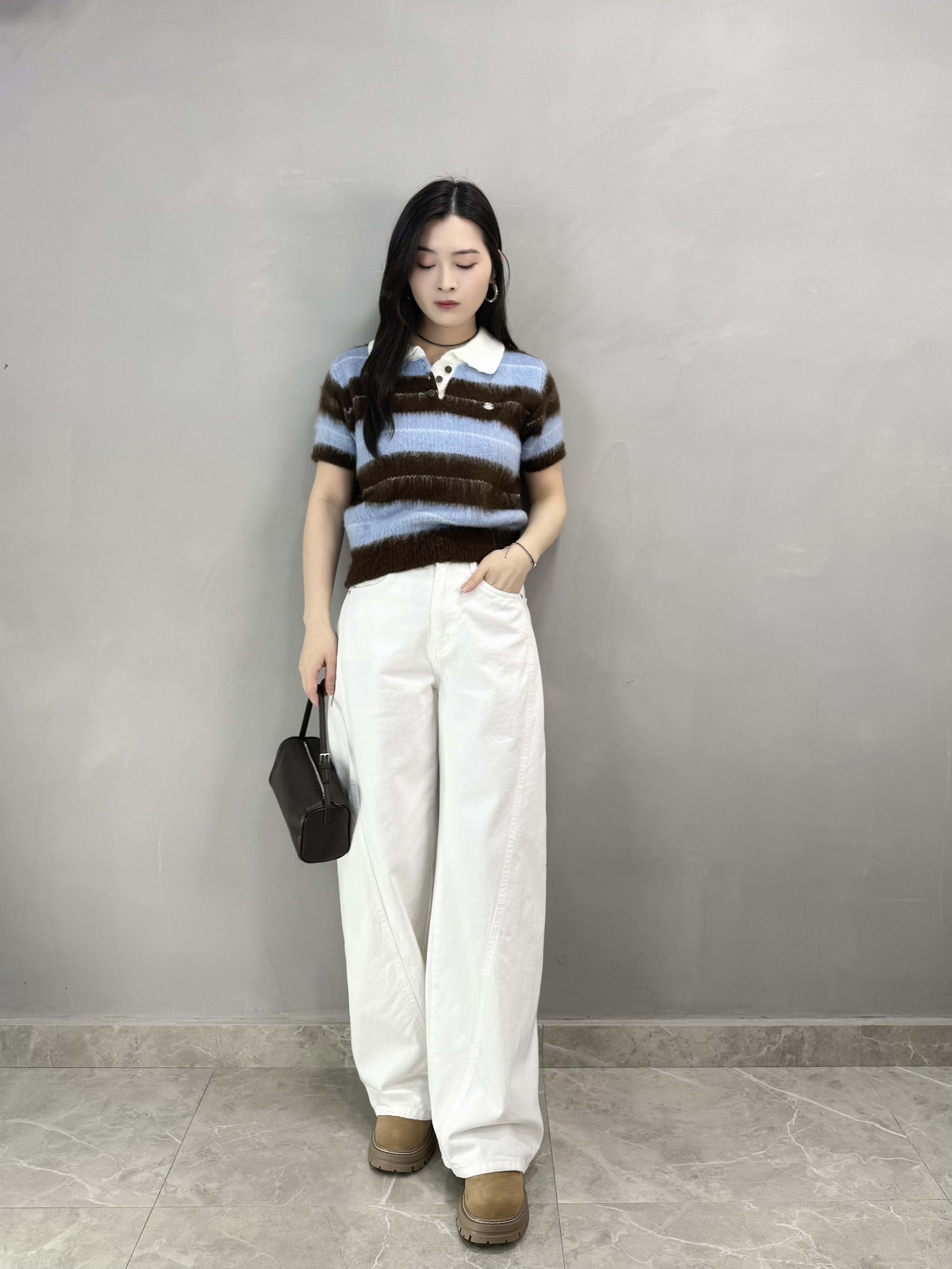 F65 斜骨白色直腳牛仔褲