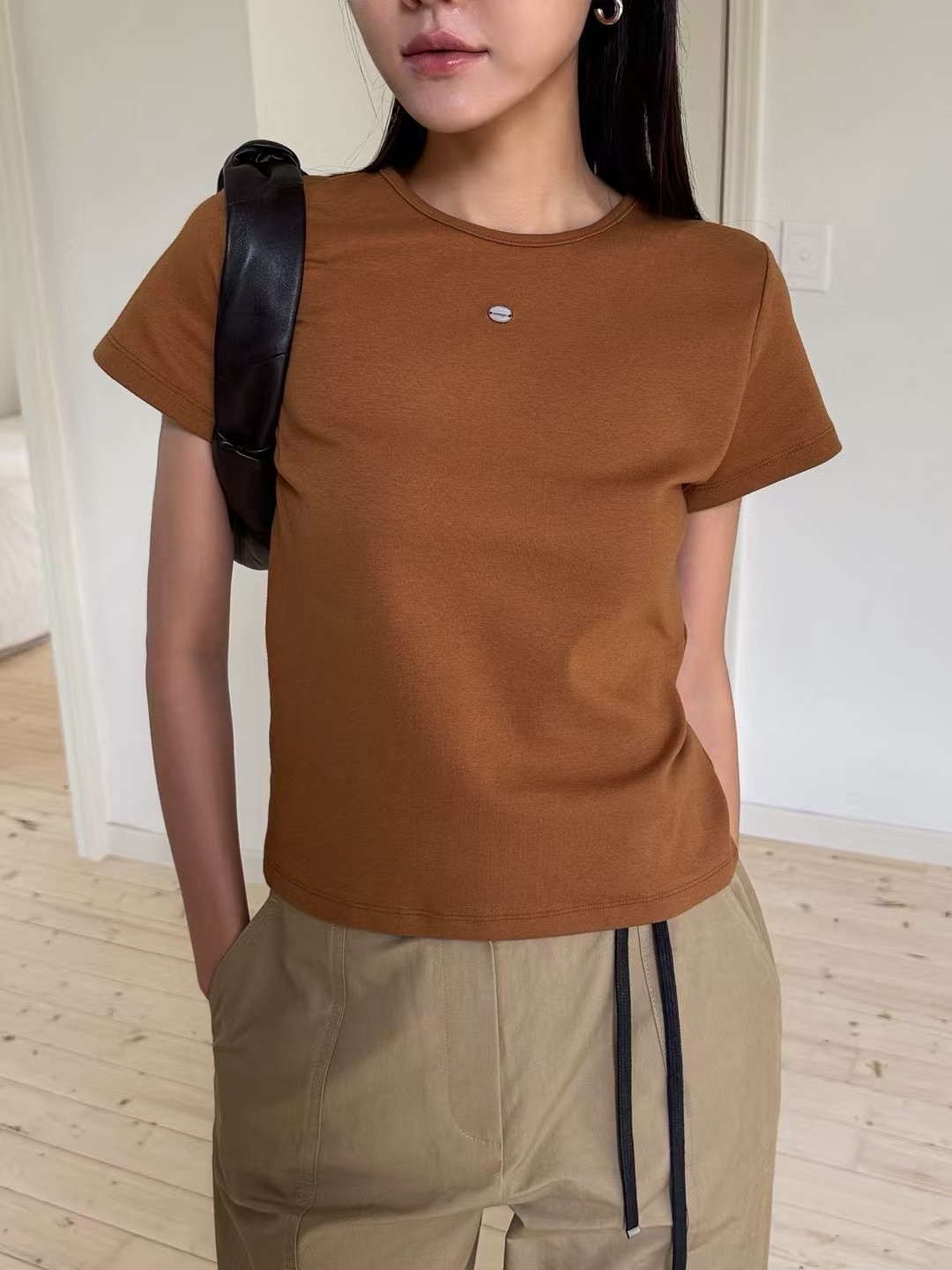 Hot 🔥 items FW short sleeve tee