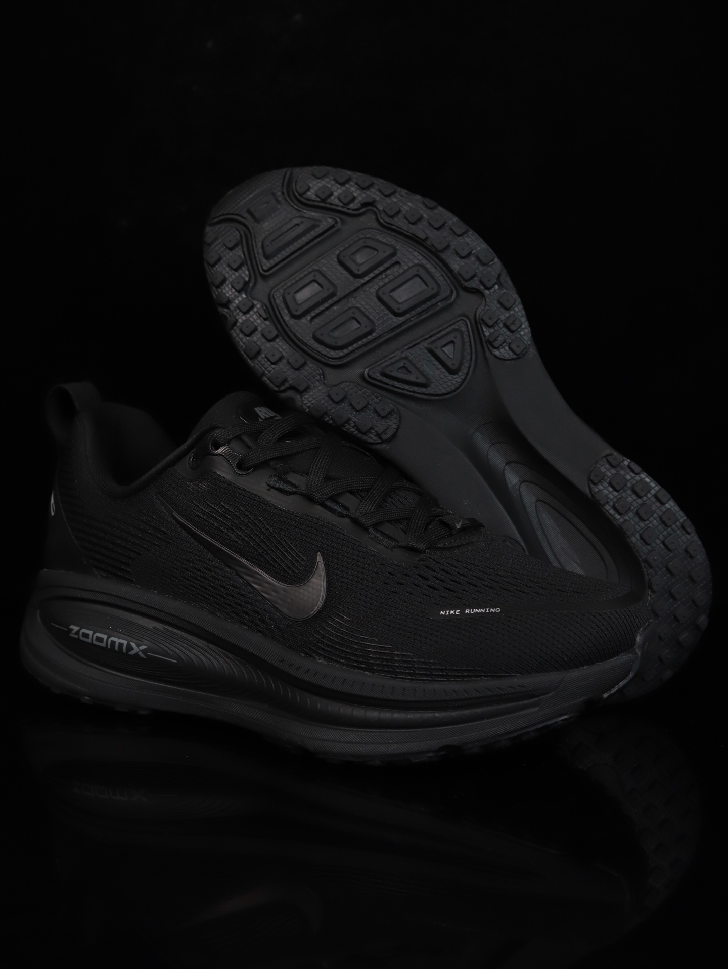 Nike Vomero 18 HM6803-005