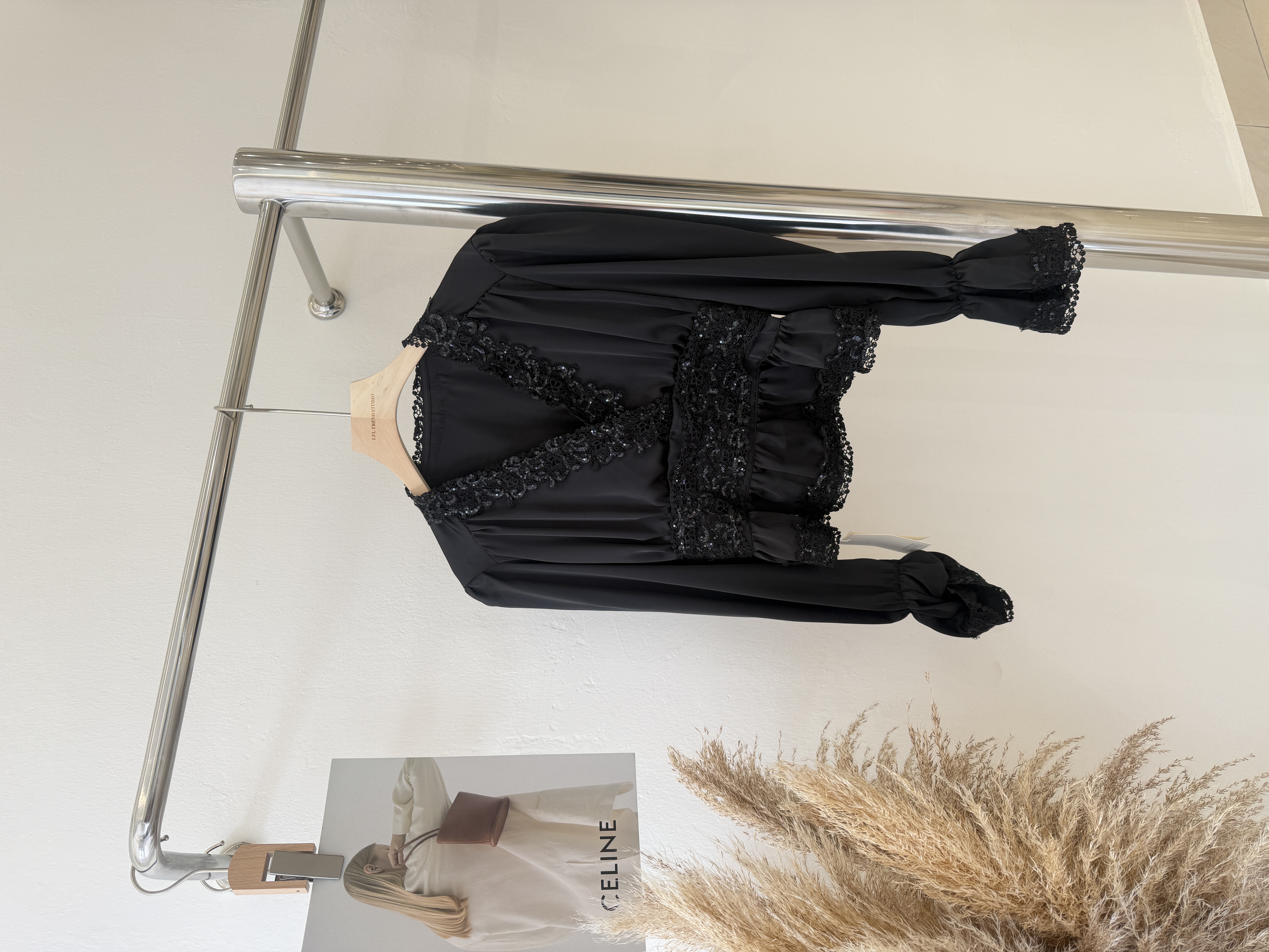 6729 温柔甜欲收腰衬衫