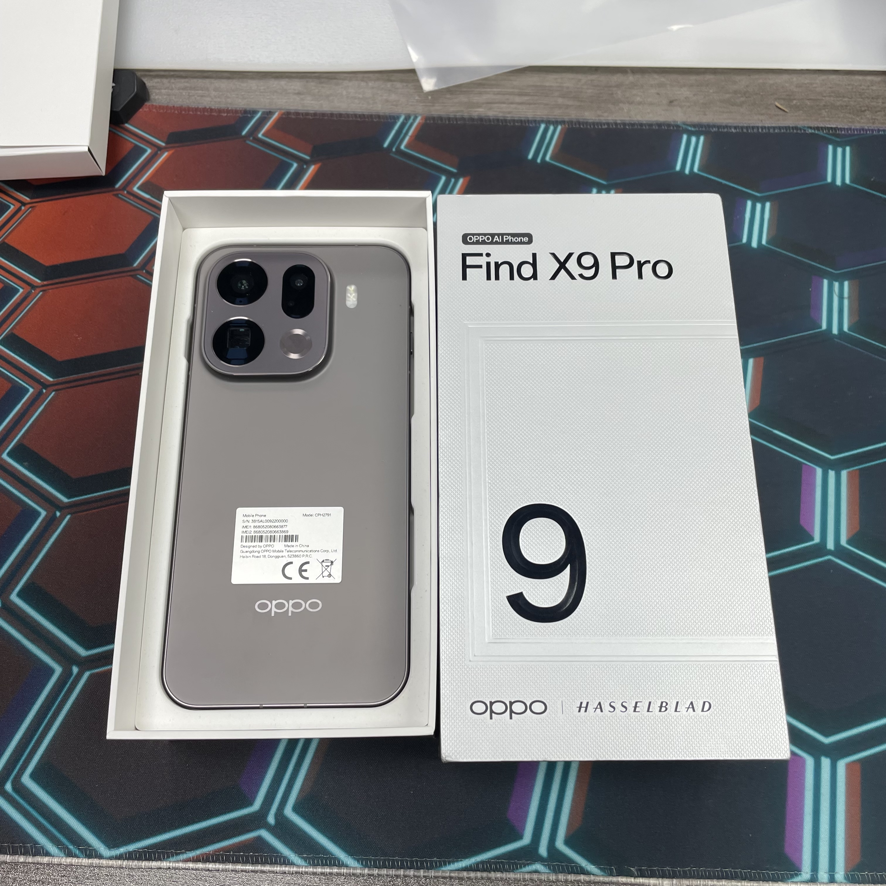 *6950 Oppo Find X9 Pro 完美機 16+512GB 啡色 brown