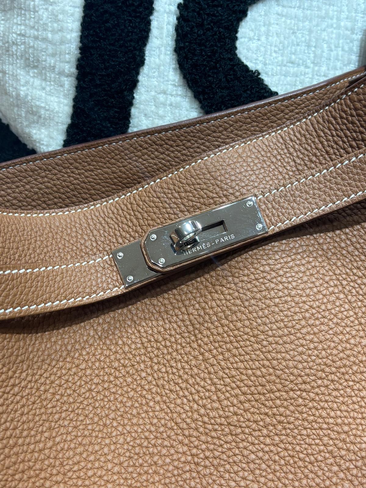 Hermes So Kelly Stamp [Q] Gold 100%Authentic, 98%New ✅Dust bag ✅Box