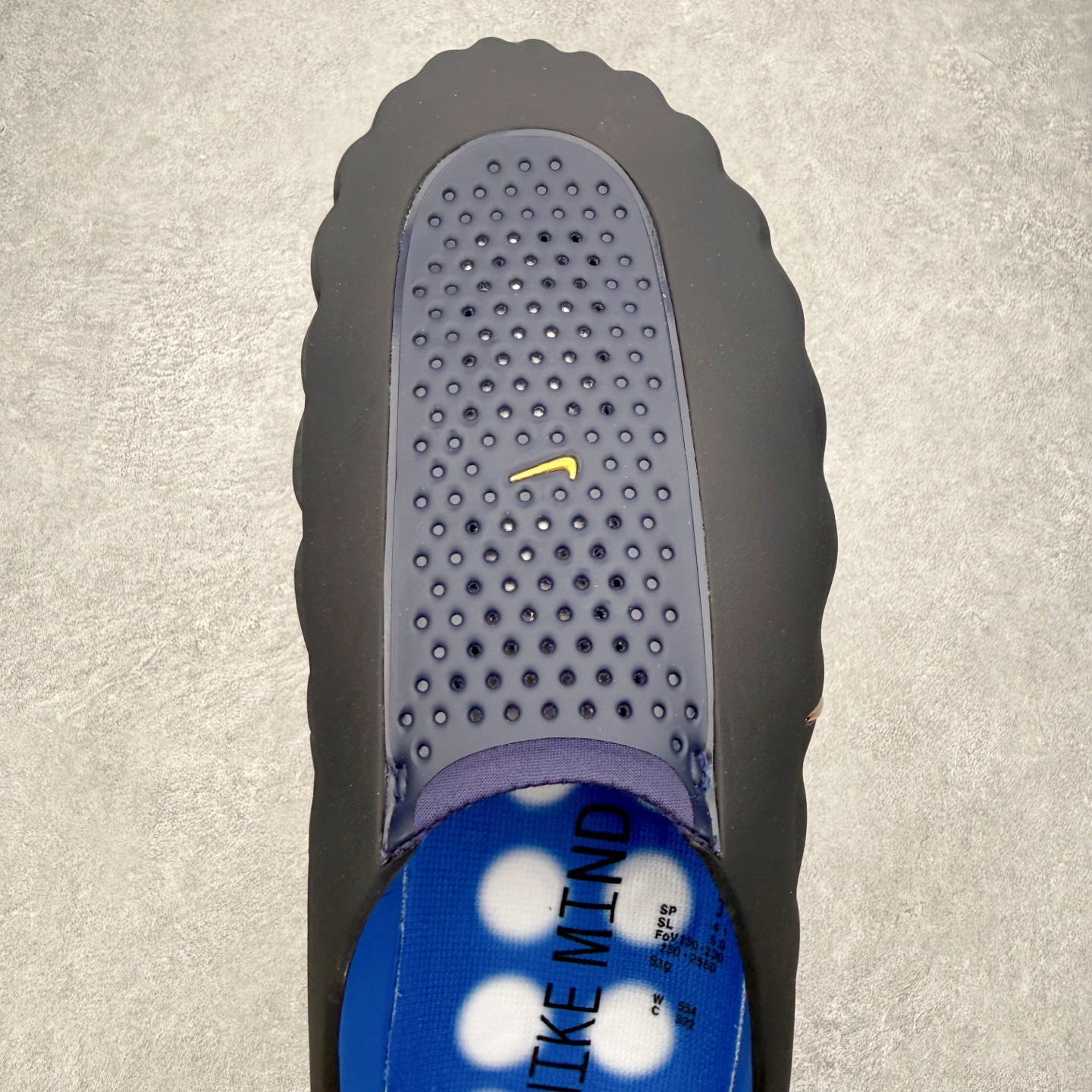 Nike Mind 001 HQ4307-400