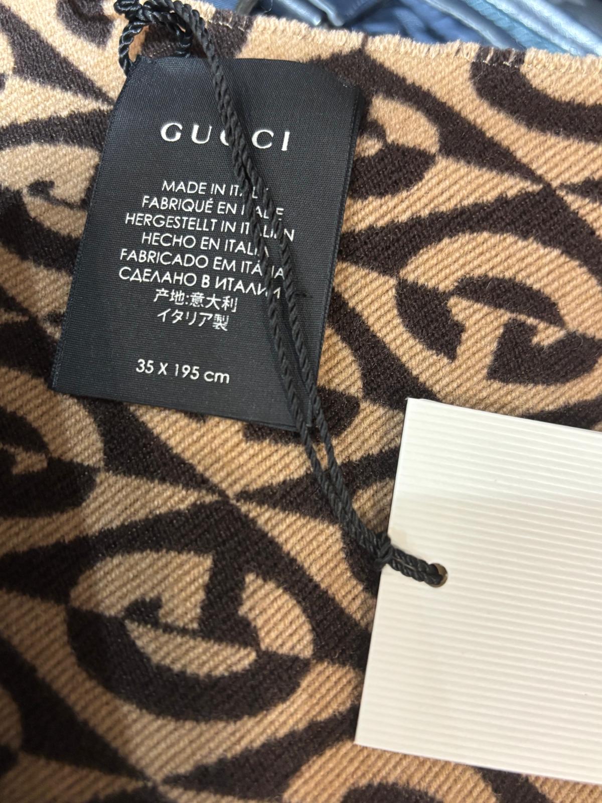 全新 GUCCI SCARF 全新披肩圍巾/頸巾 100%Authentic,100%new ✅box  195cm x 35cm 限時優惠✨$2580✨
