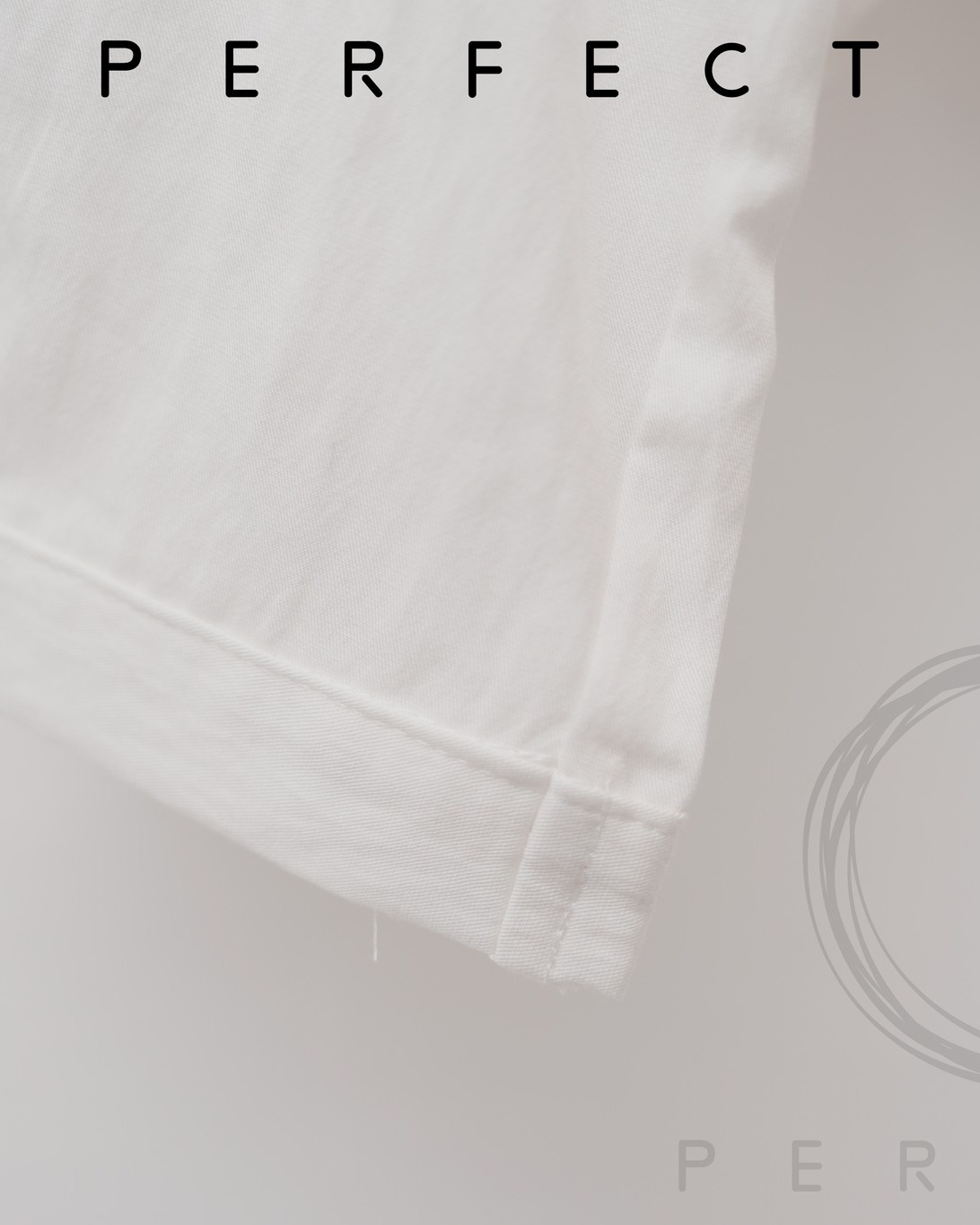 T0002_顯瘦V領波浪衣腳上衣（純潔白）