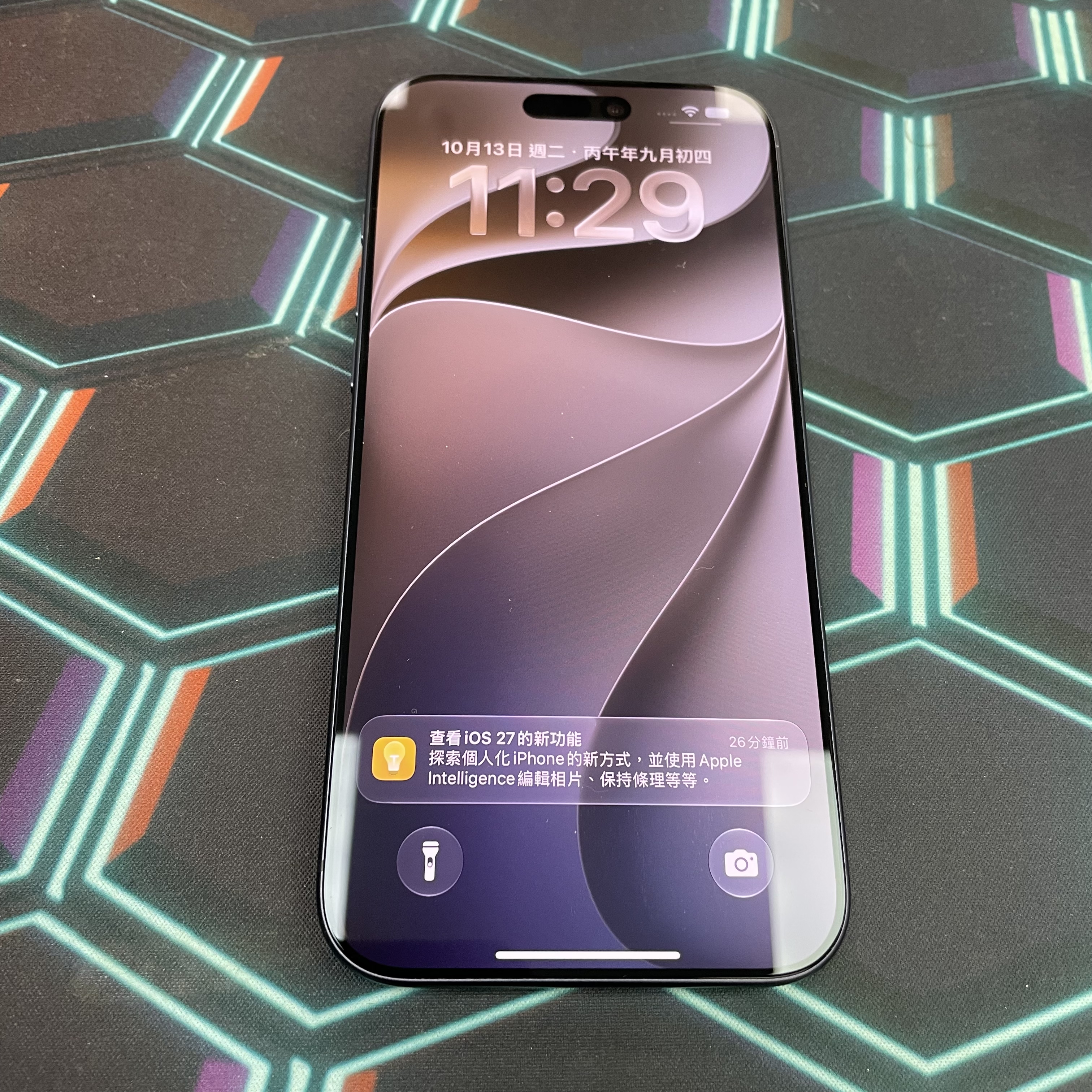 *8240 17 Pro max 完美機 512GB 電100 藍色 blue