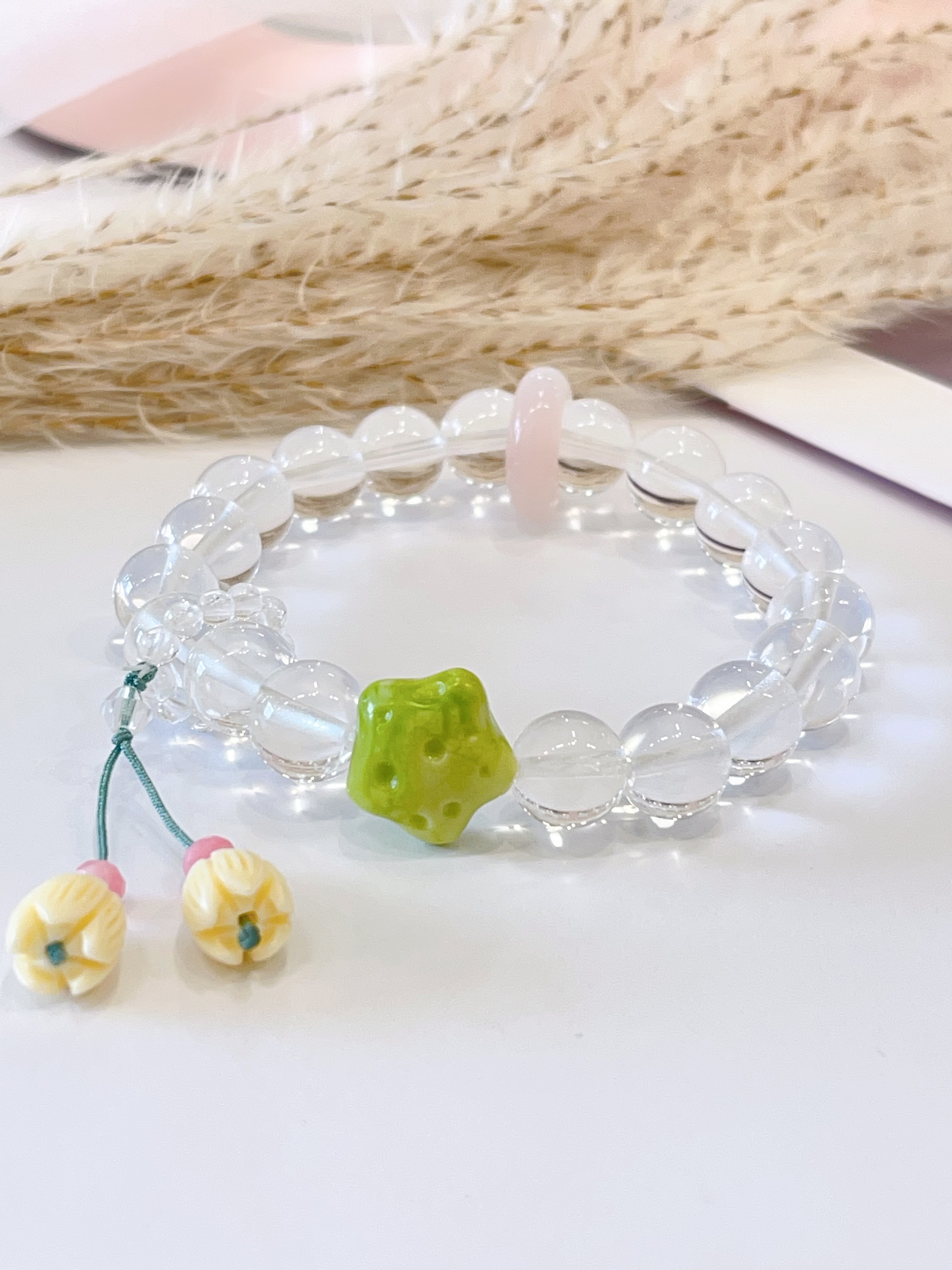 🤍 白水晶 × 郁金香配饰手串 Clear Quartz & Tulip Charm  |  10mm