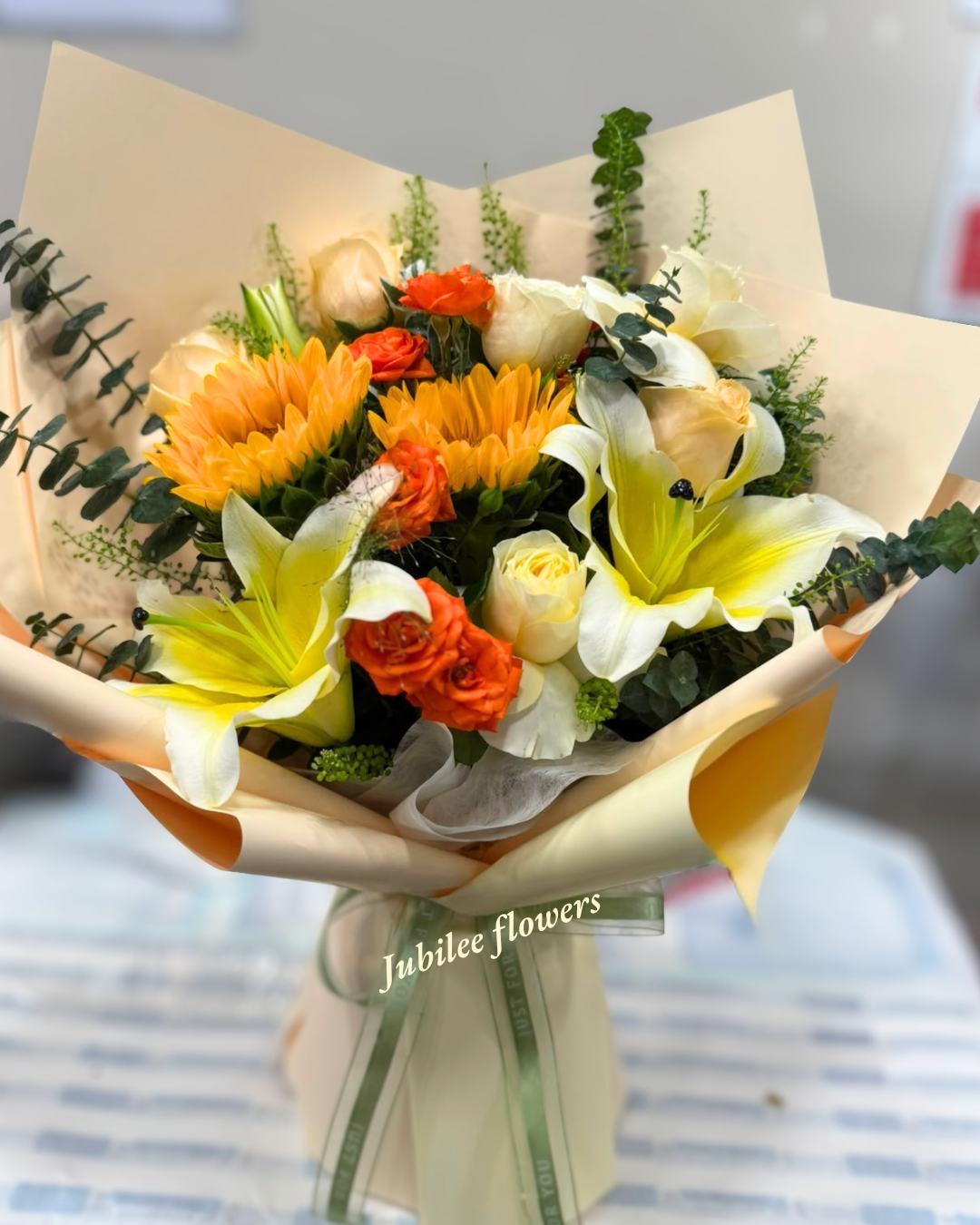 🌻向日葵 · 百合 · 玫瑰混搭花束