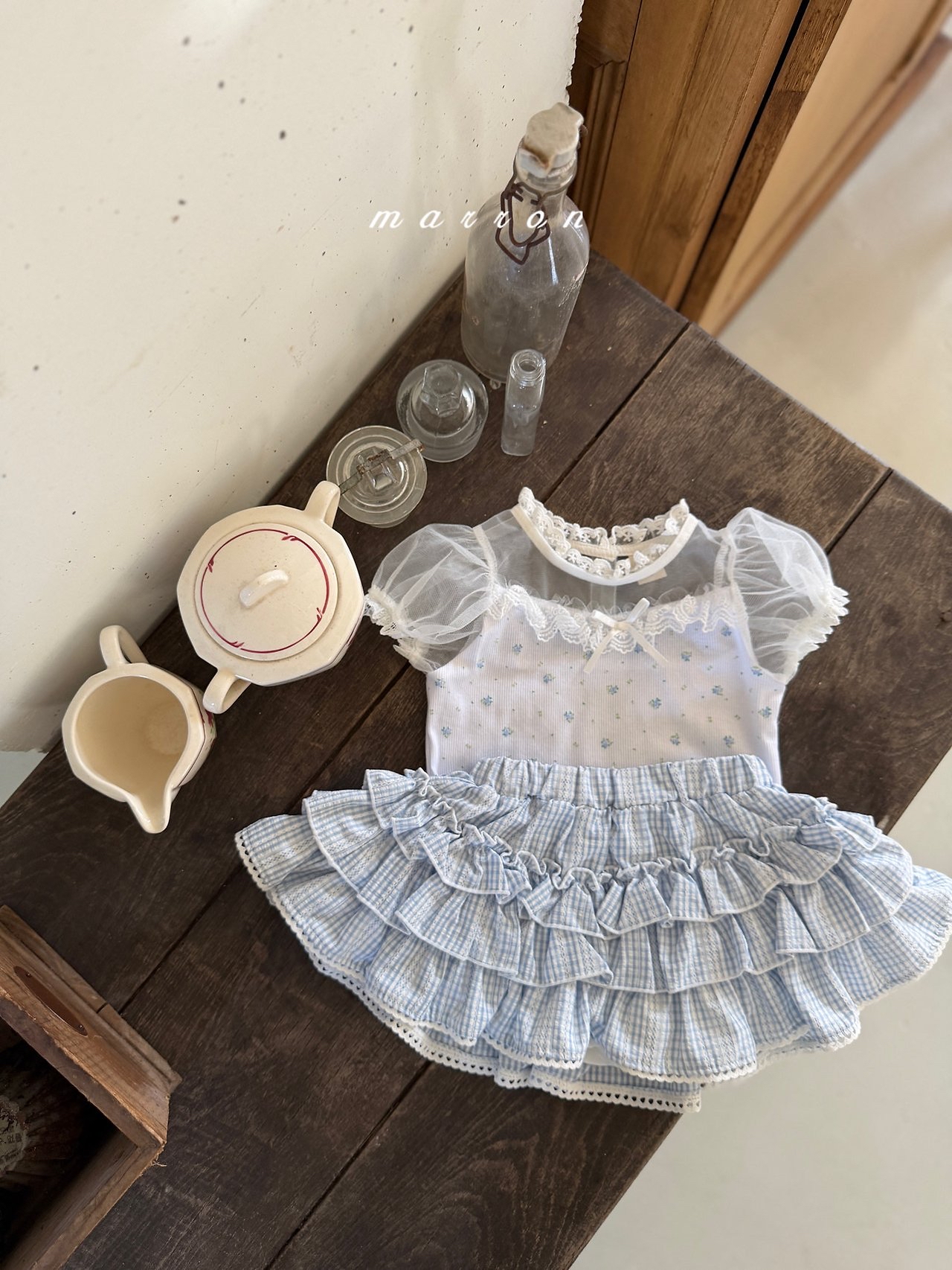 ☀️預訂 韓國直送☀️🇰🇷Marron兩色蕾絲花邊格紋層疊短裙