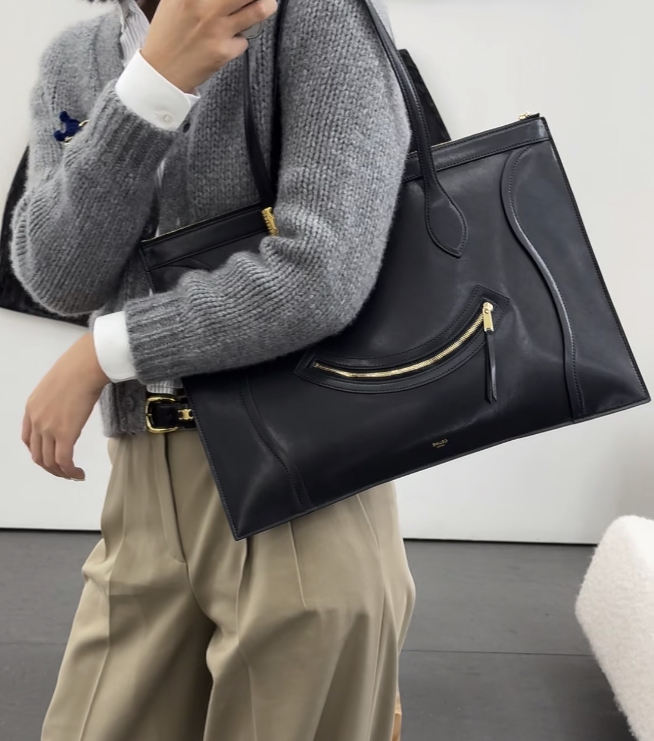 訂貨📮 Celine 新款 黑色 Flat Luggage Tote  Size 44x31cm