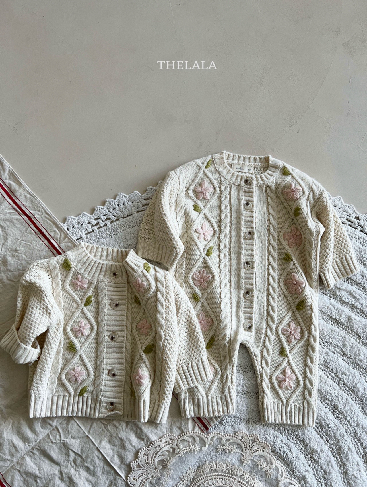 🌸預訂 韓國直送🌸🇰🇷THELALA花卉繡線麻花針織長袖連身服