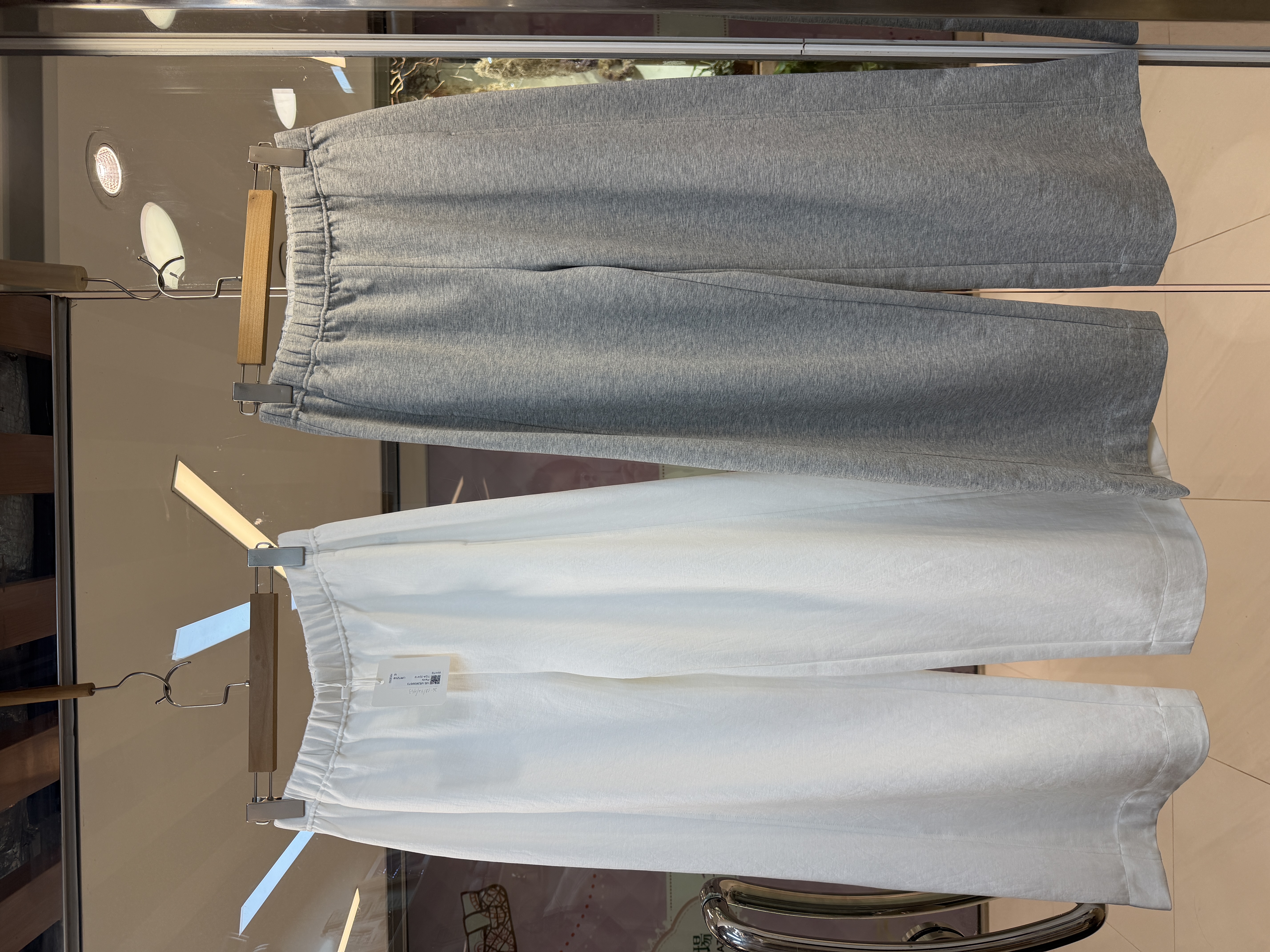 歐洲全像根腰褲 M626 VE26S0073343