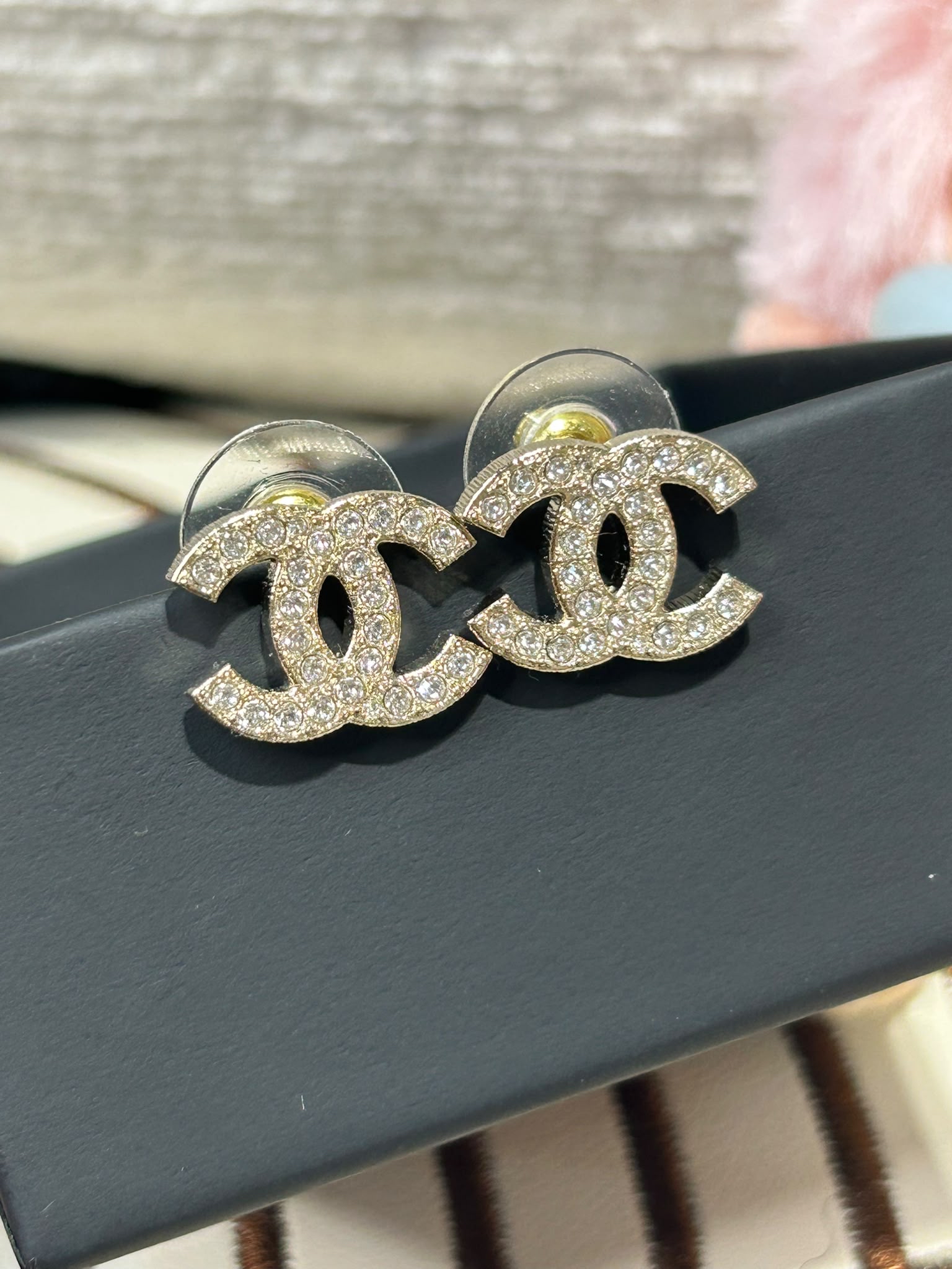 全新Chanel earrings cc 淡金 100%Authentic, 100%New全新 ✅dust bag ✅box  