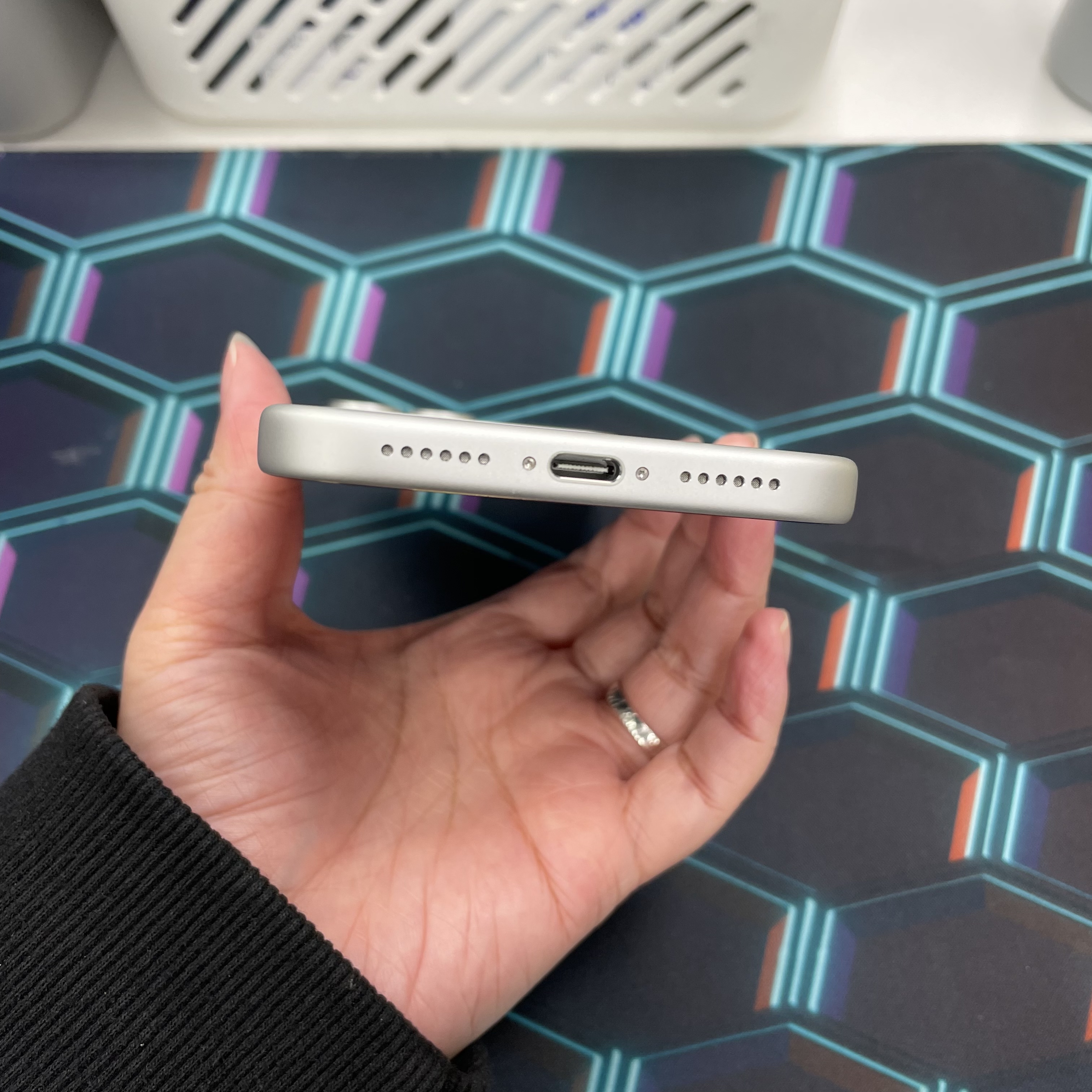 *6079 17 Promax 勁靚機 1Tb 電100 銀色 sliver