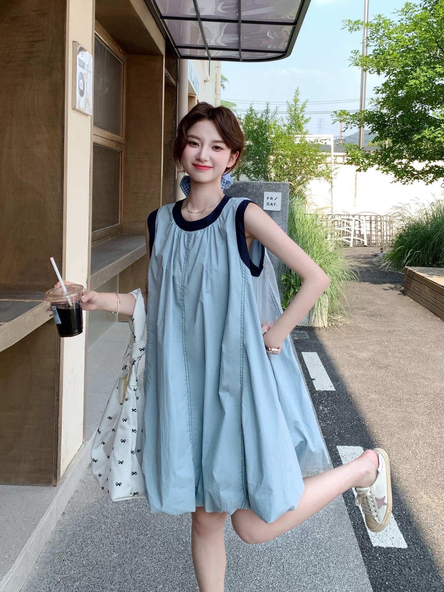 无袖圆领拼色宽松长款花苞裙｜CN02370323BLUE