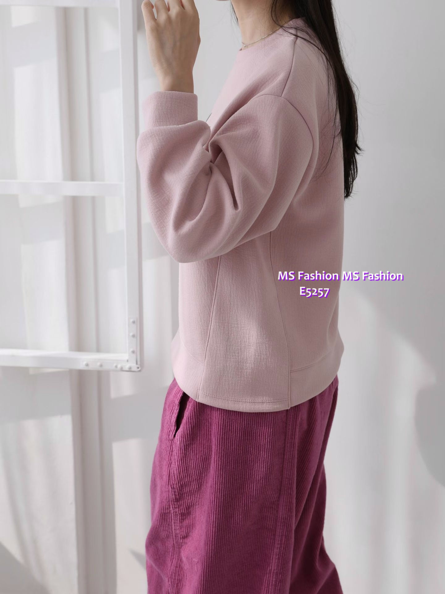 E5257 靚色靚print top