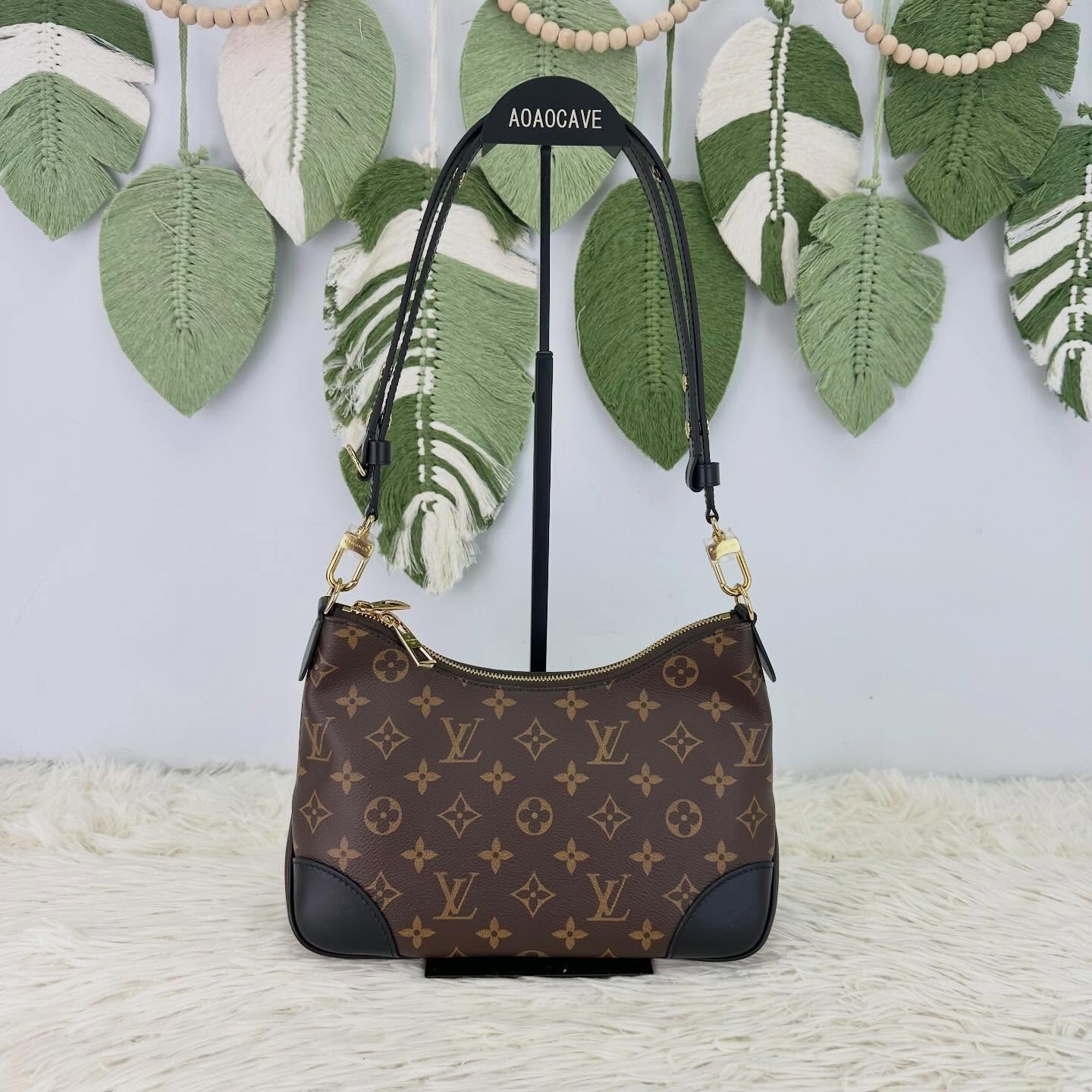 LV 🤍PRE OWNED Boulogne 老花拼黑色牛角包 PM Size 晶片款 全套有單🤎