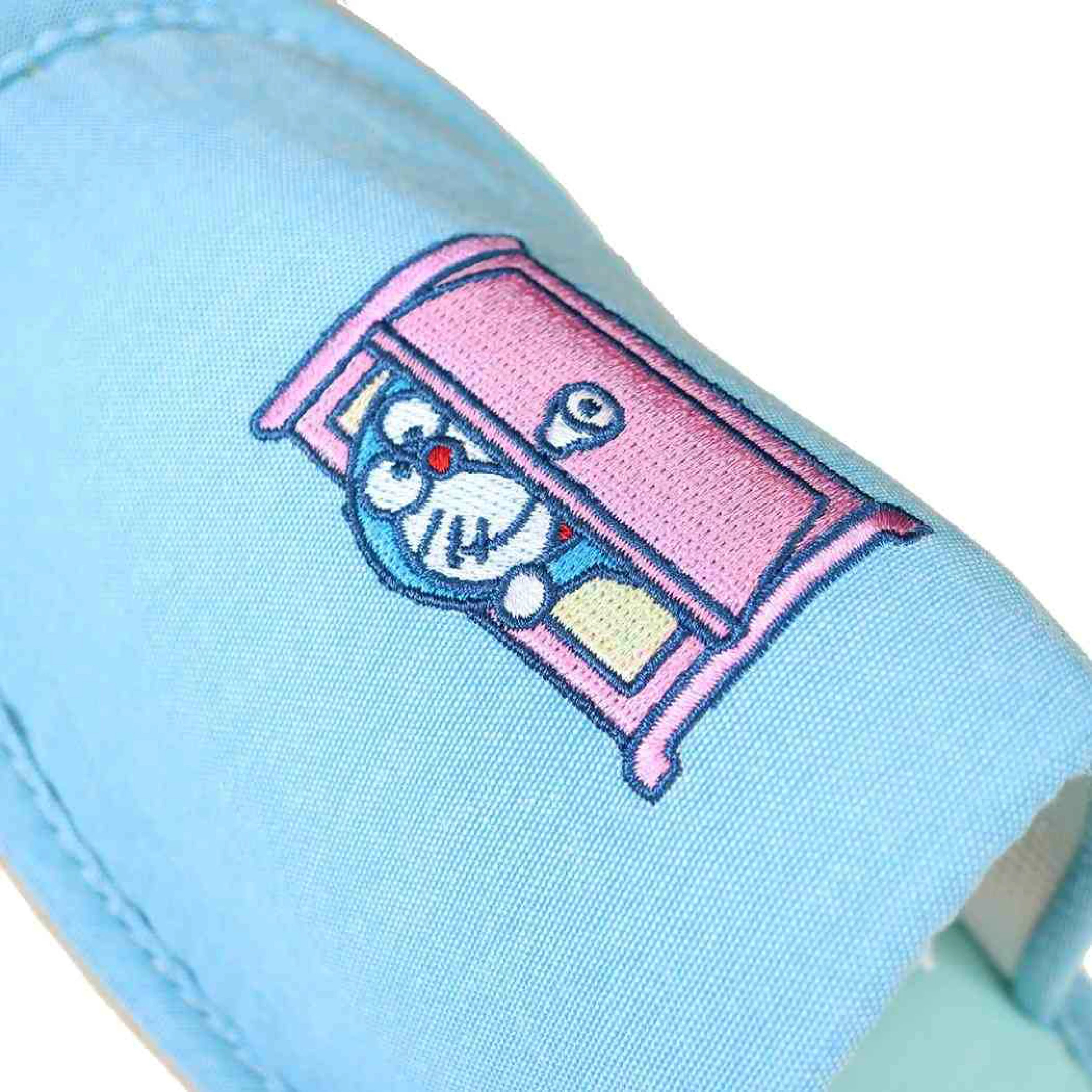  [訂購] 多啦A夢睡拖 居家拖鞋 (隨意門刺繡圖案)
