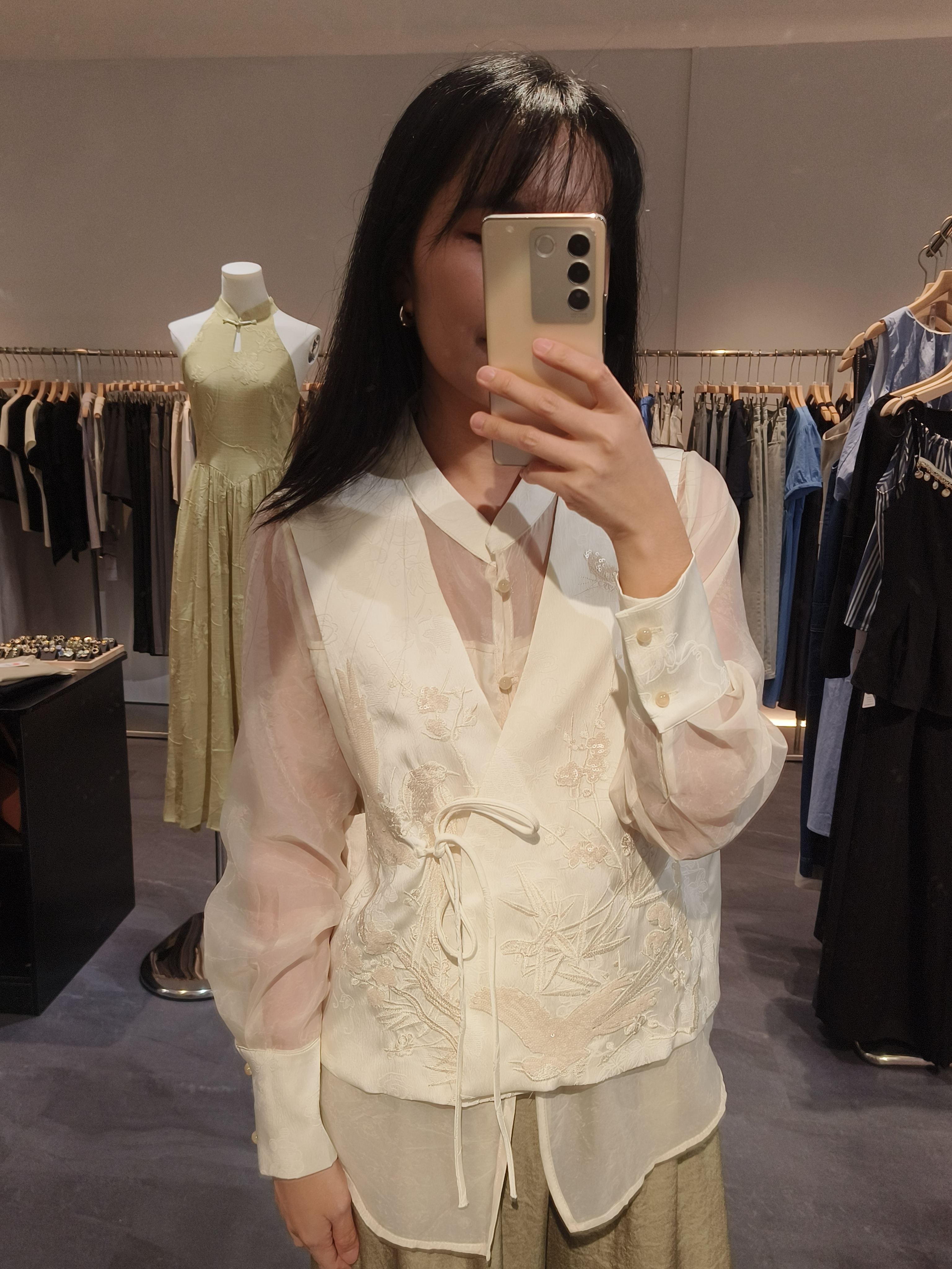 国风假两件长袖上衣