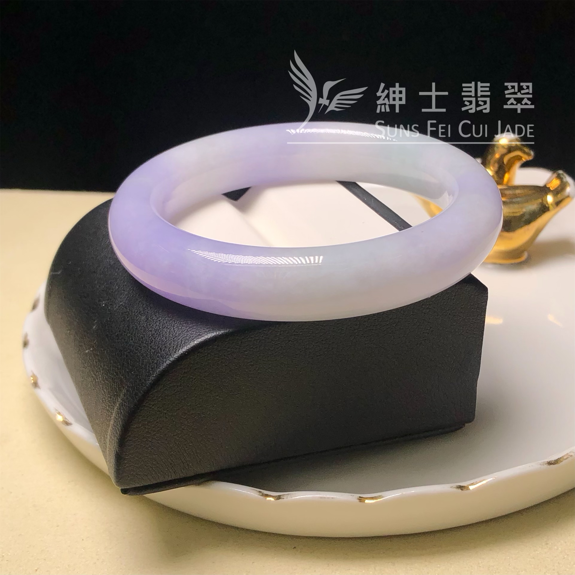C05561 會卡茄紫春彩福鐲49.6mm