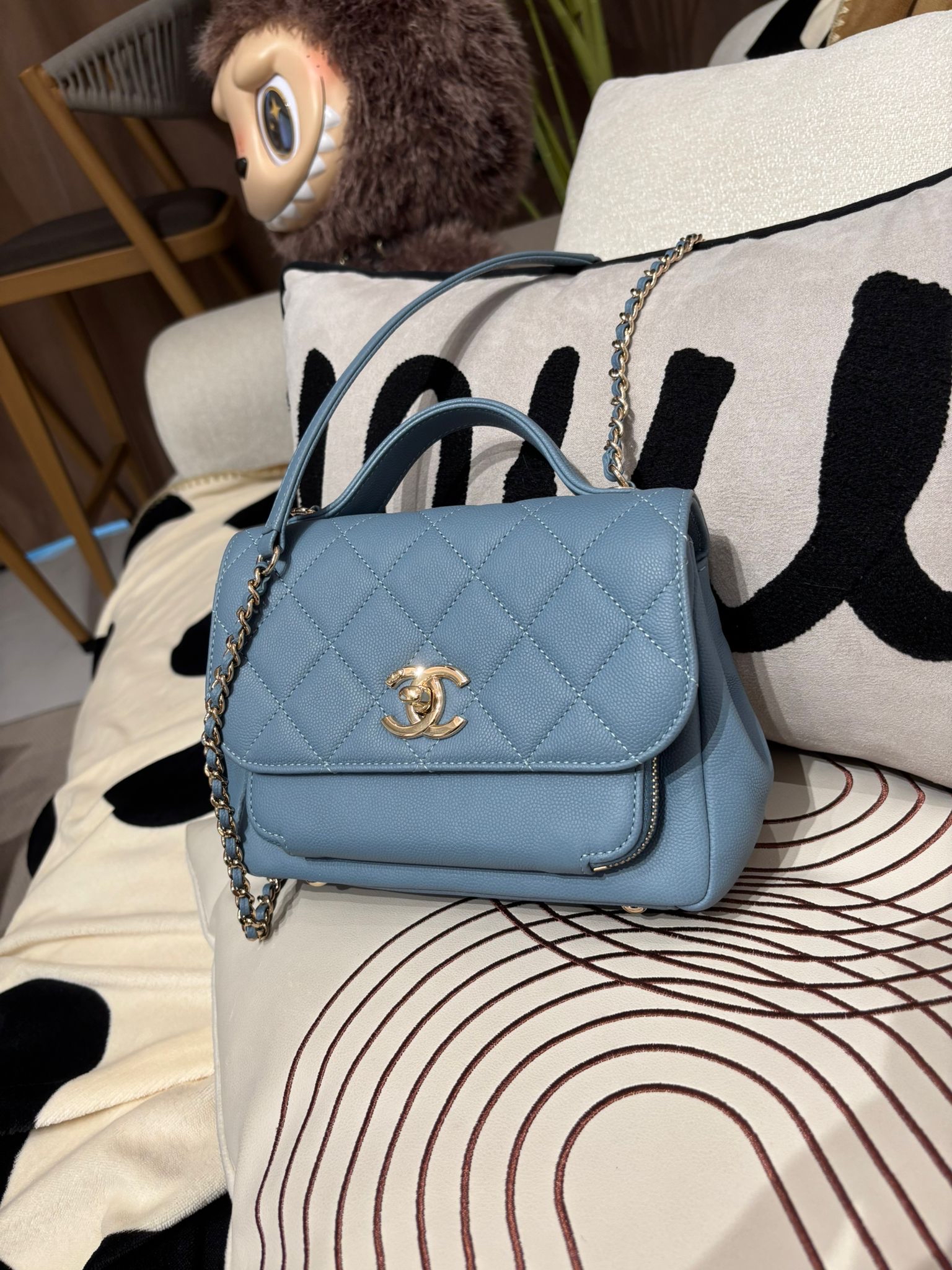 Chanel business affinity flap bag 魚子醬牛皮金扣 100%Authentic,98%new  ✅27card✅塵袋 ✅盒