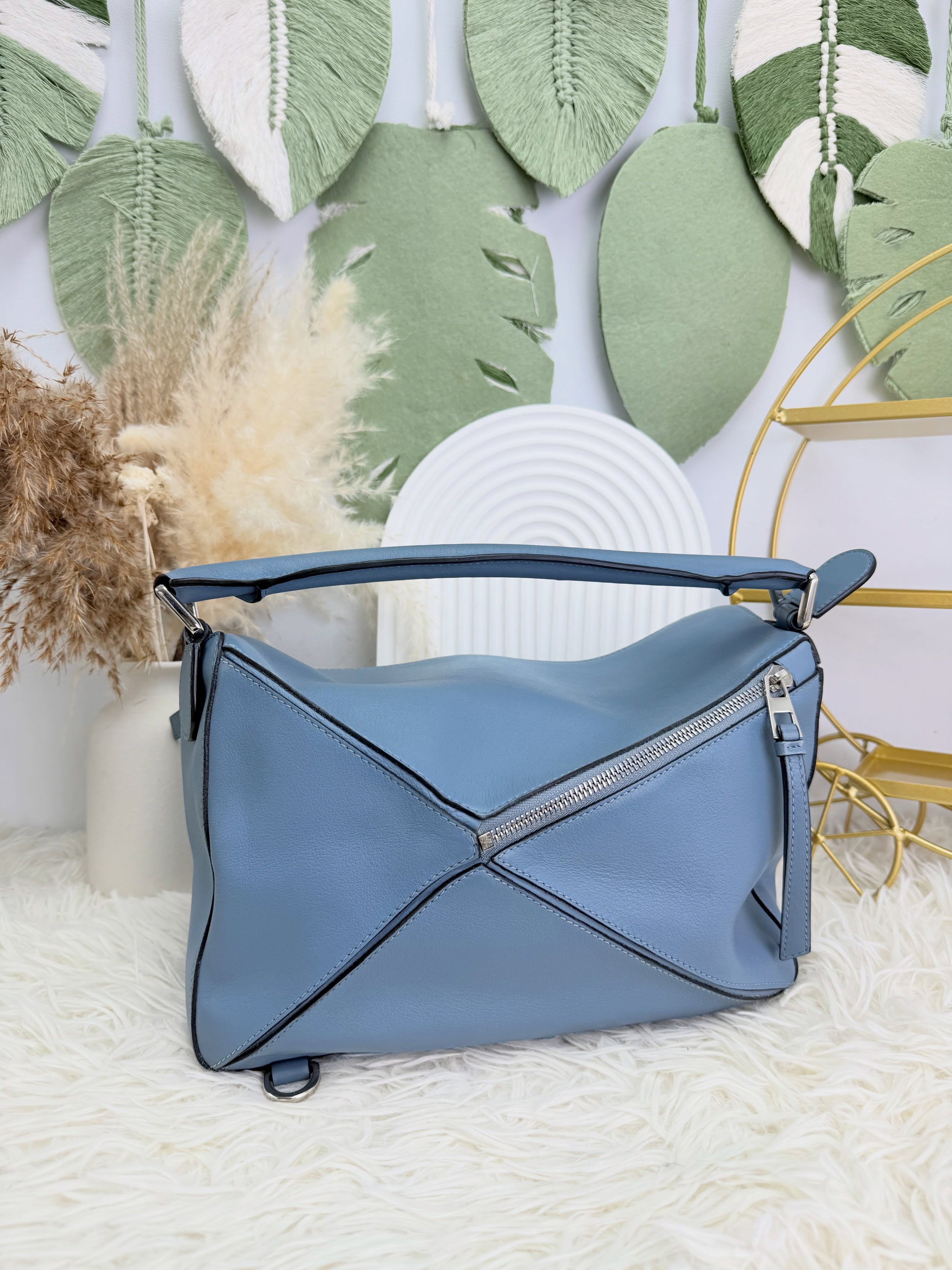 Loewe👜 PRE OWNED 🛍️puzzle medium Storm Blue🩵