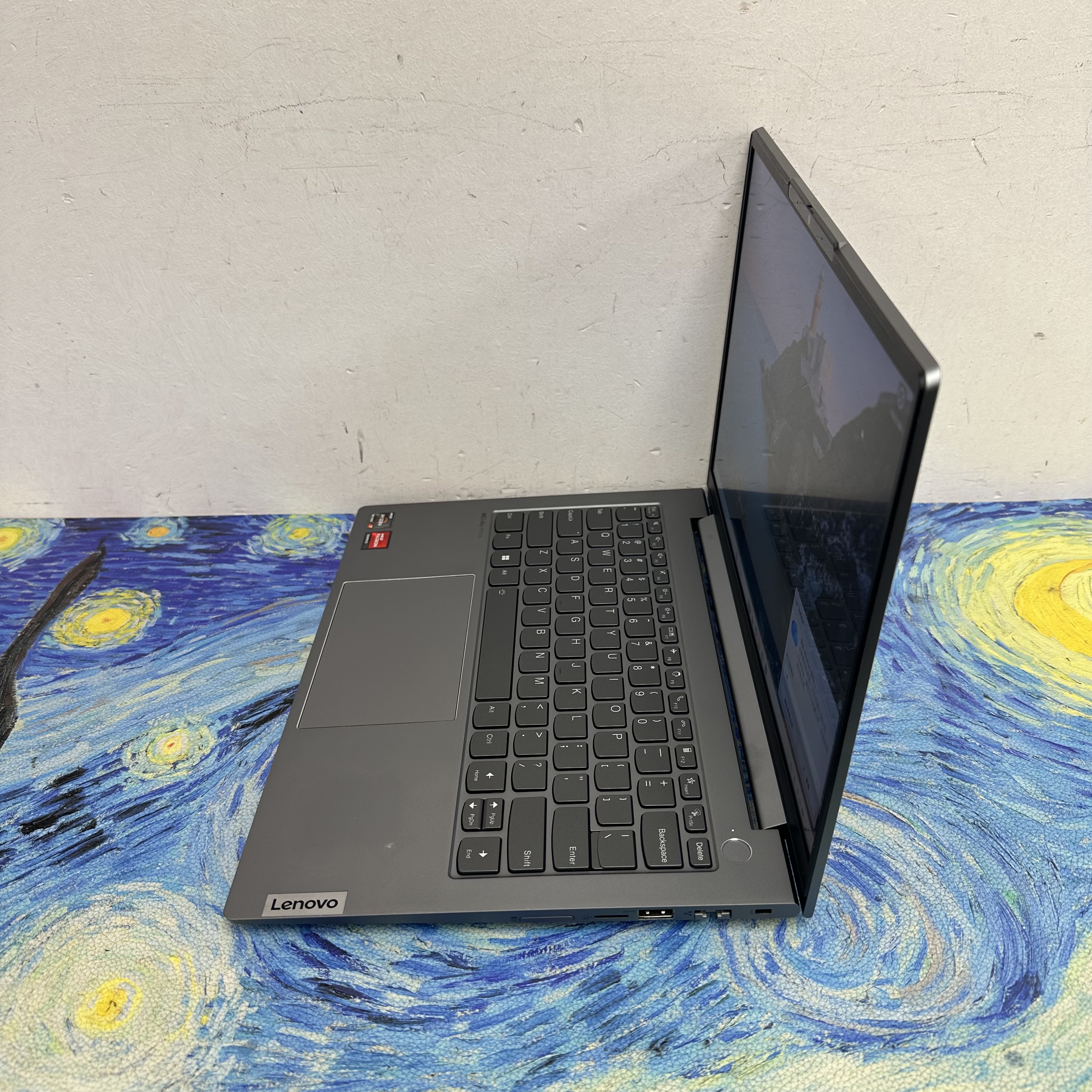 (聯想AMD CPU ThinkBook)Lenovo Thinkbook  AMD Ryzen 7 7735H /16GB Ram/512GB SSD/鈦金屬機身/ Lenovo / ThinkPad / Ultrabook / Notebook / Gaming / PC / Movie / Netflix