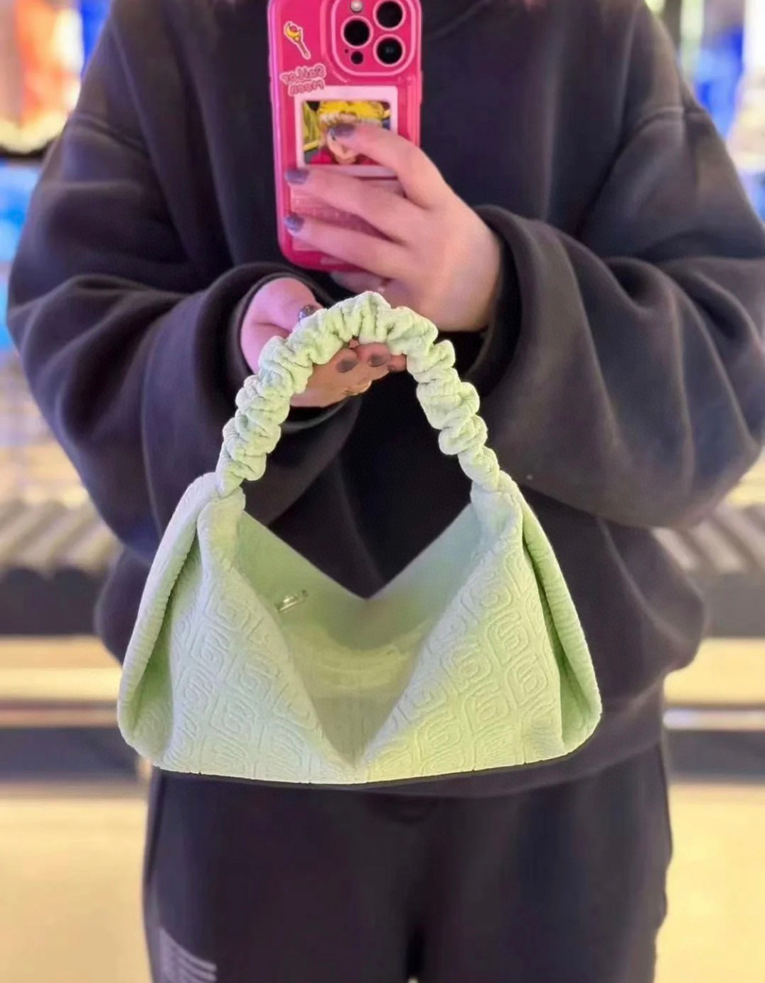 清貨‼️ Alexander Wang 綠色手挽袋