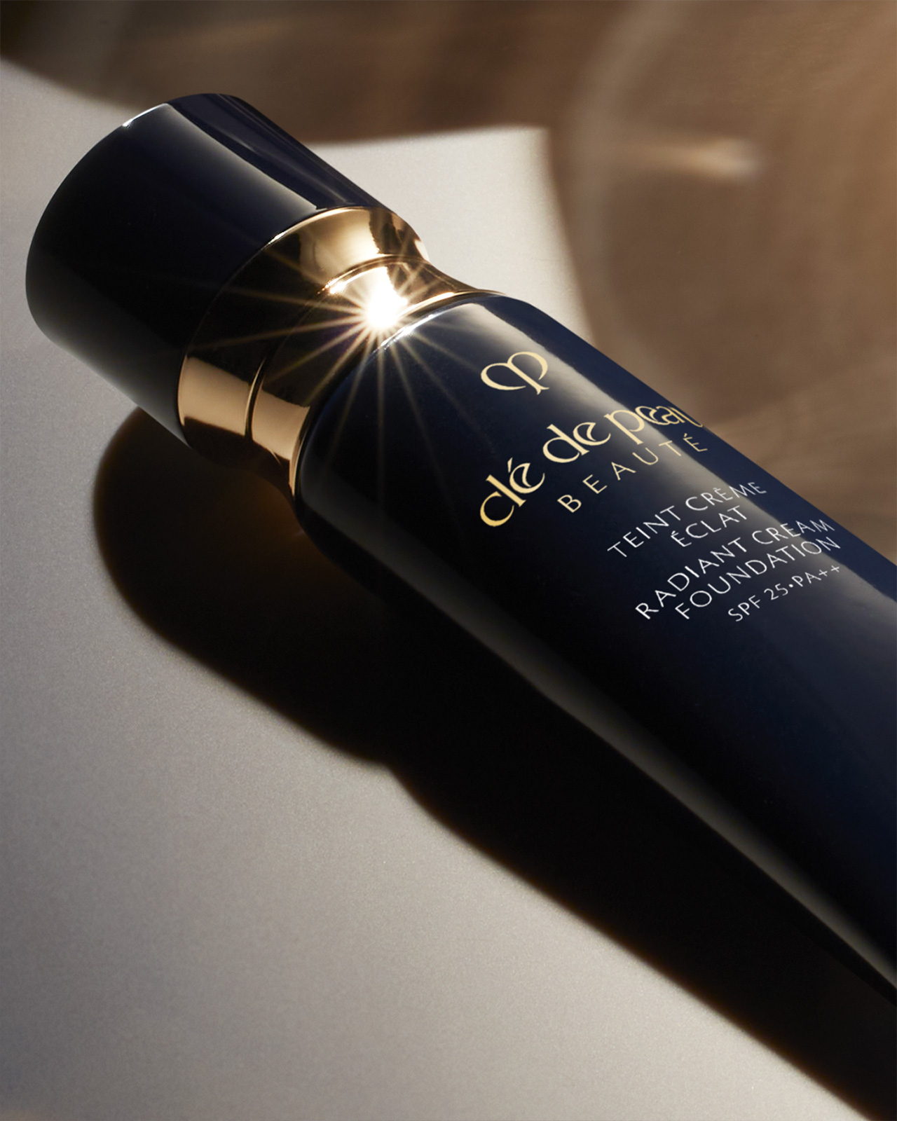 【Clé de Peau Beauté】RADIANT CREAM FOUNDATION 鑽光粉底霜 SPF25 PA++ (共8色)
