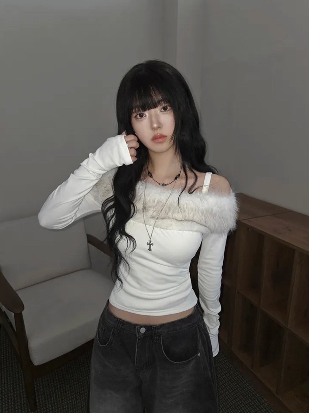 韓國毛毛領一字膊收腰長袖Top