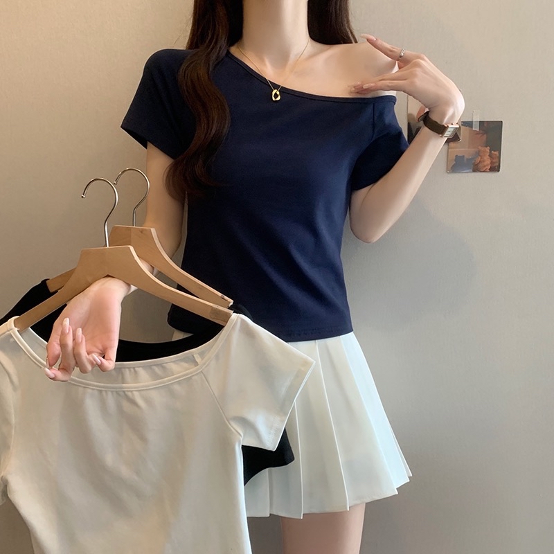 B199(16110) 韩系爆款纯色斜领显瘦百搭3色上衣 