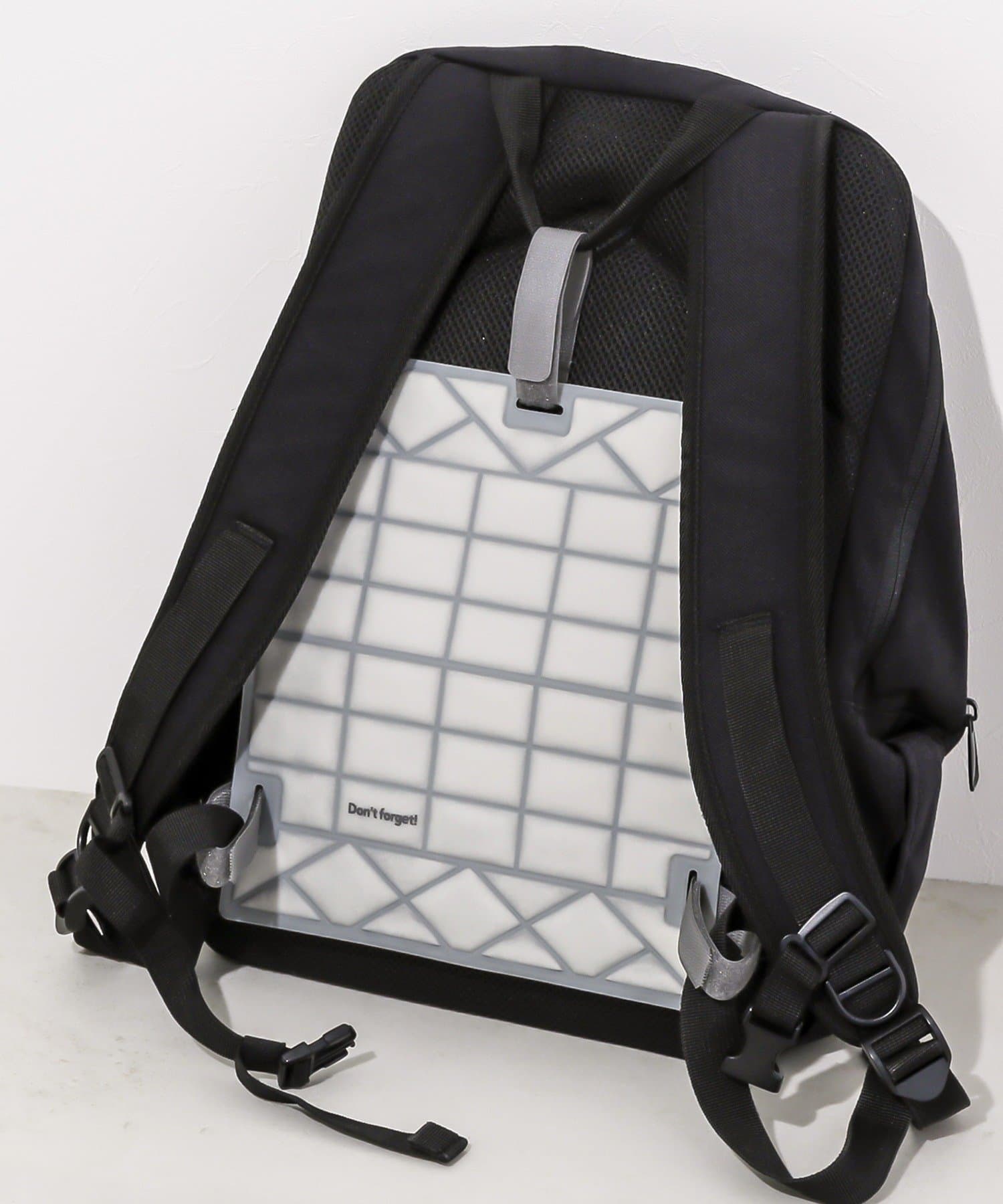 日本 3Coins 冷感書包墊